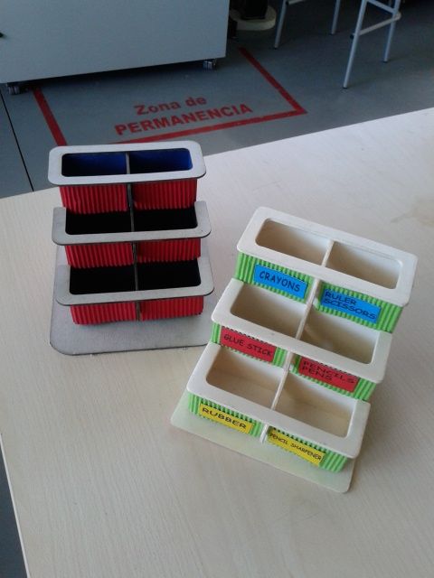 DESMONTABLE DE CARTÓN