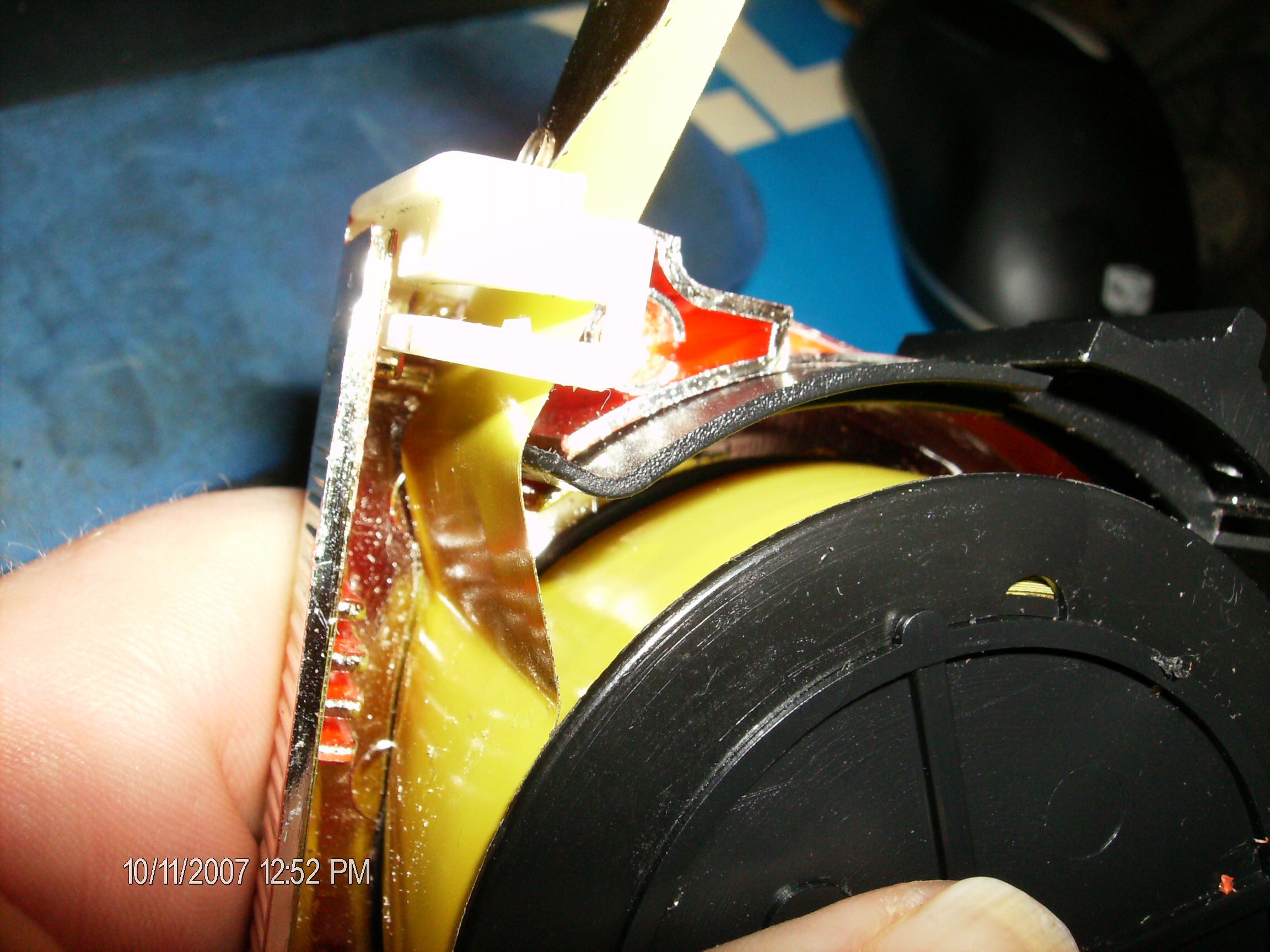 UPDATED Tape Measure Repair Added Repair for Lufkin Pee Wee (step 4