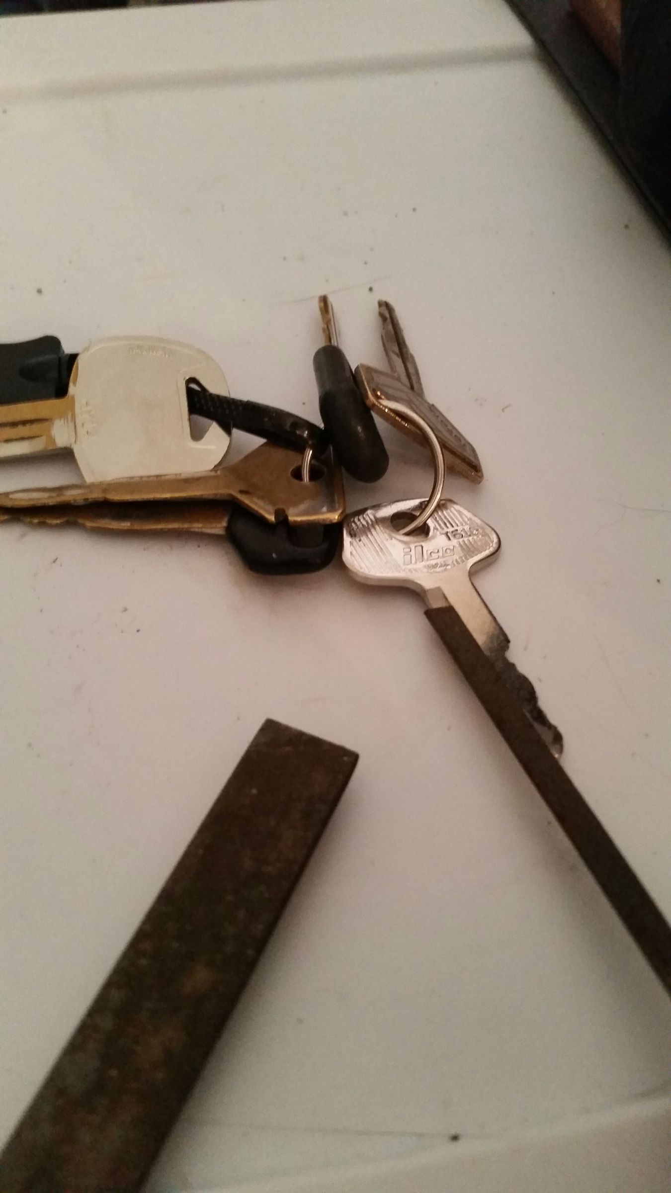 Auto Door Jiggler 4 Steps Instructables