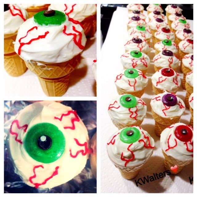 Eyeball Ice Cream Cone Cupcakes!