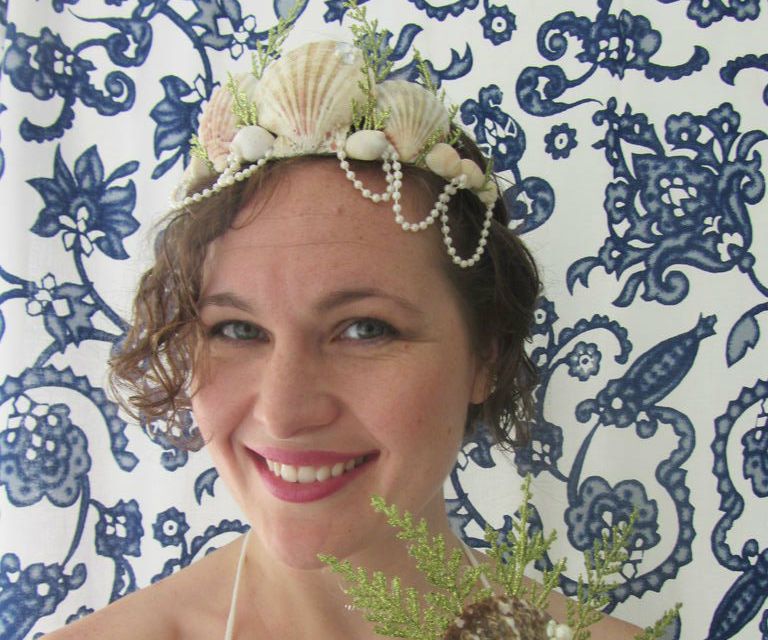 DIY Simple Mermaid Shell Crown