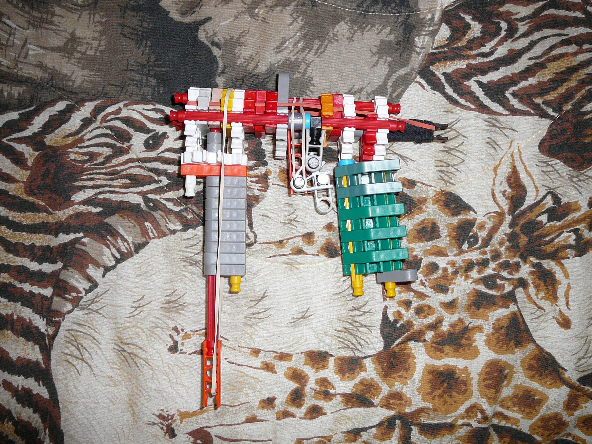 Knex Mp5k Gun With Softair Balls.
