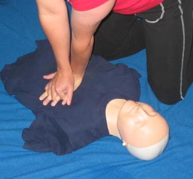 How to do CPR. (Red Cross)