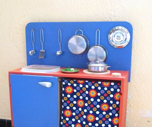 From Wine Crate to Toy Kitchen