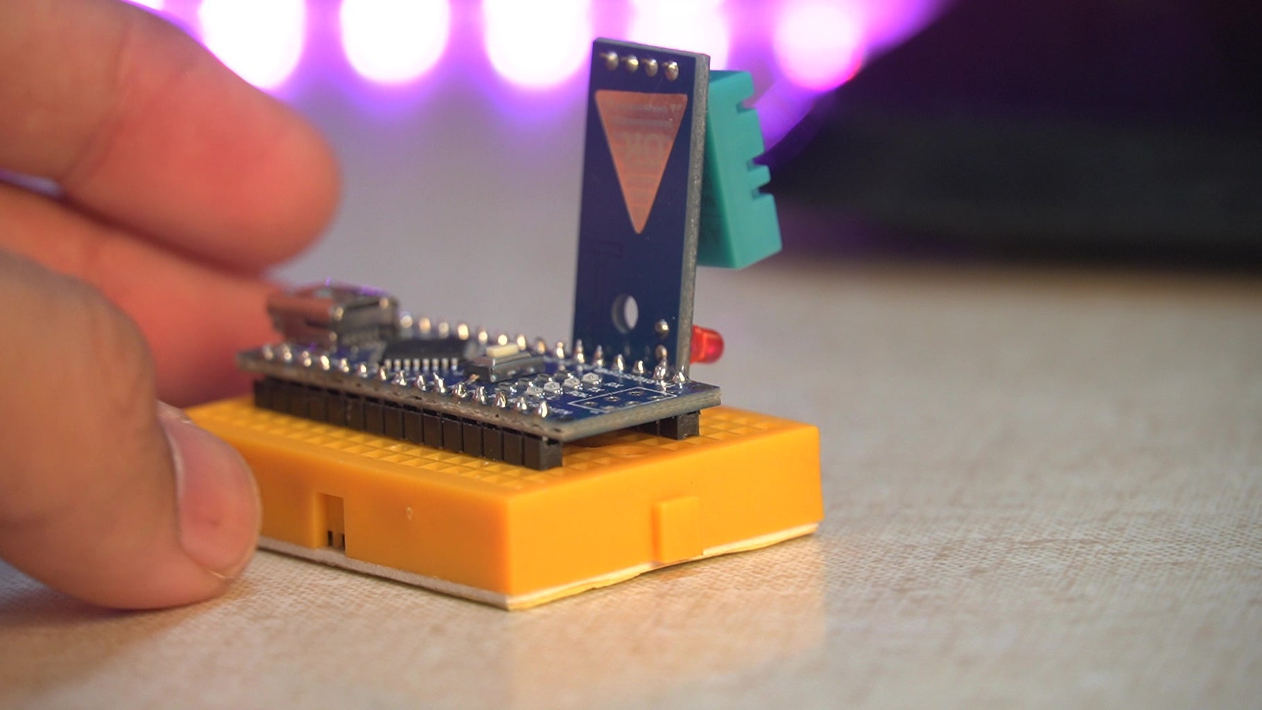 How to Make an Arduino Weather Station With DHT11 Temperature and ...