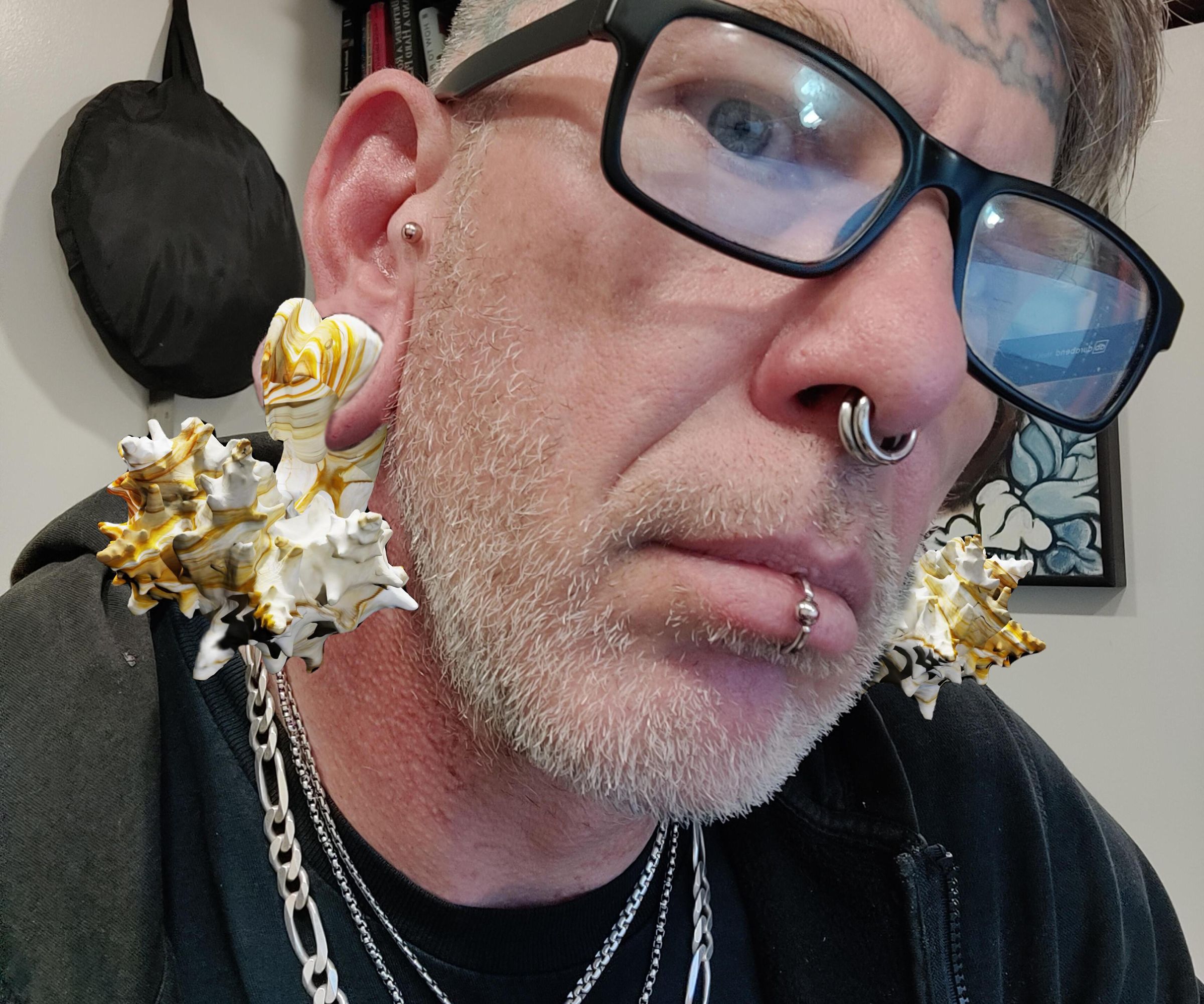 Photogammetry Conch Ear Dangler for Stretched Ears - Biotexture Wearable