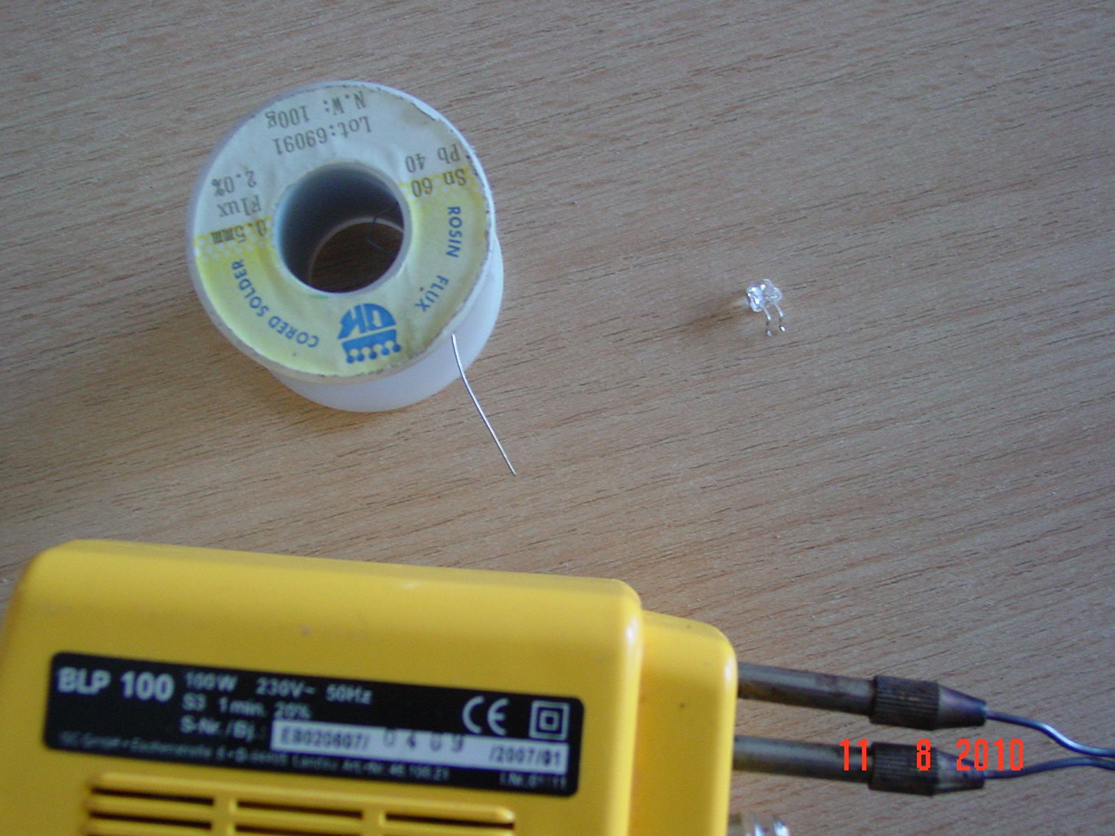 TV Remote Hack, Turn It Into a Mini Strobe Light 5 Steps Instructables