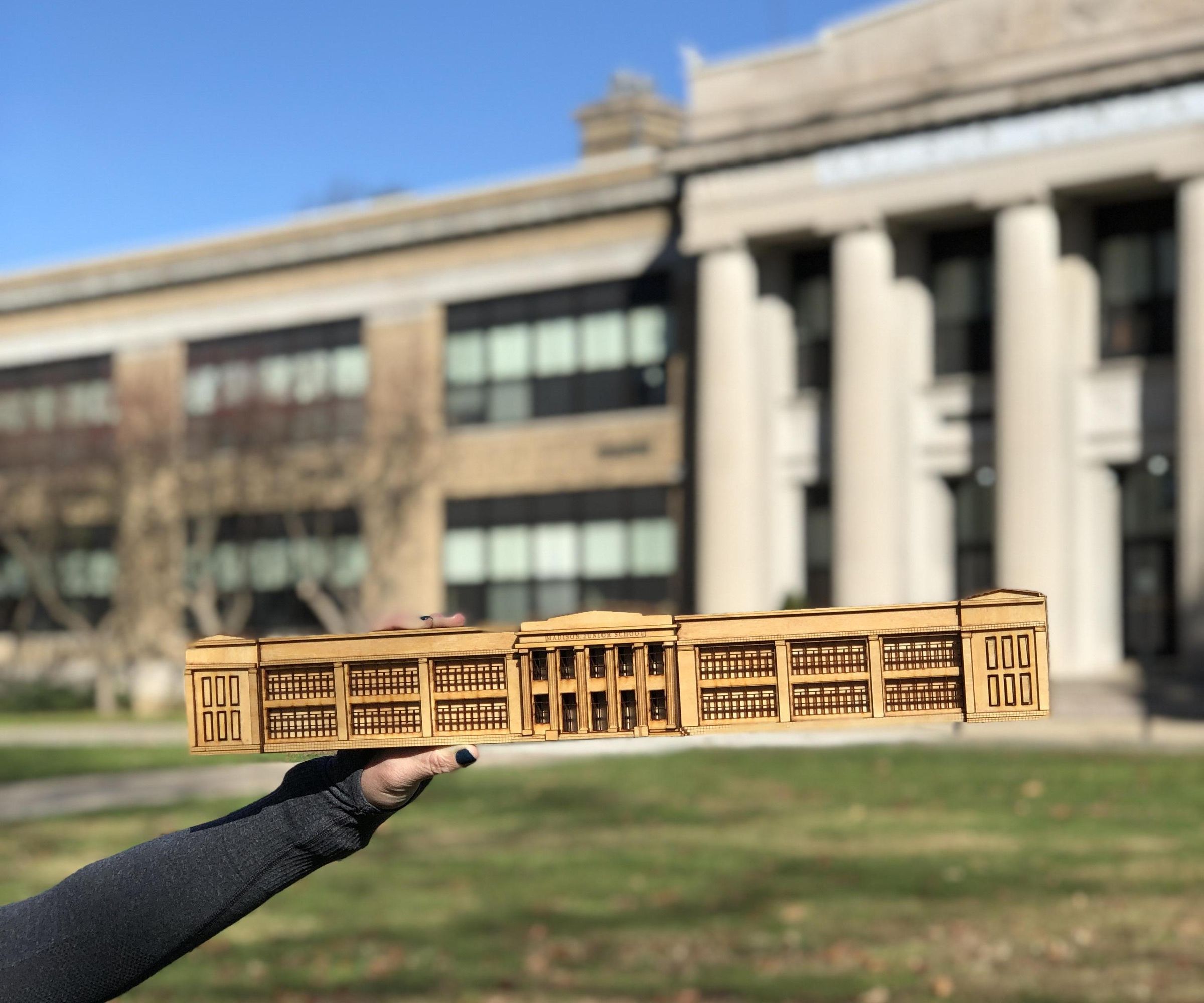 Creating 3D Plywood Models From 2D Images