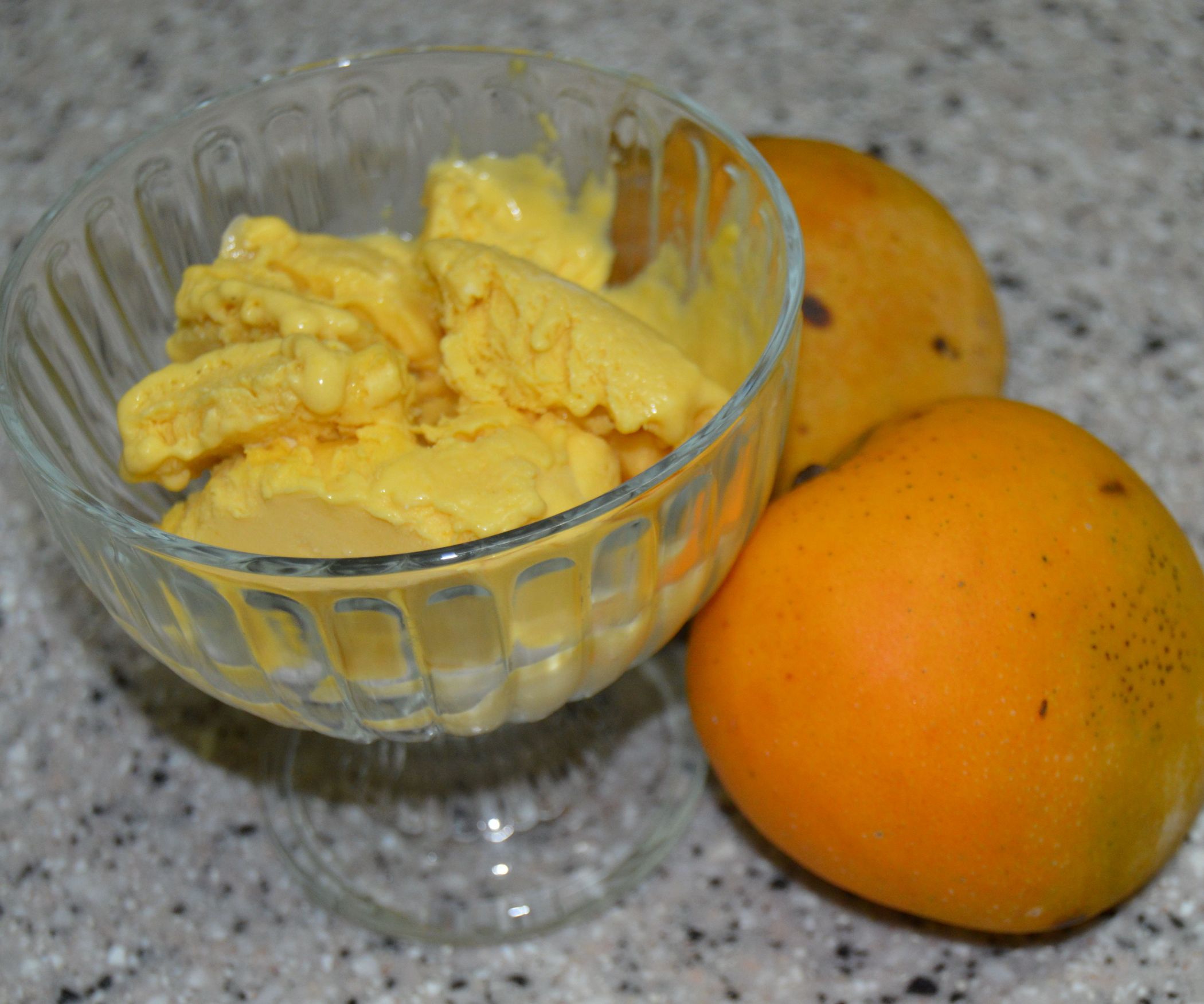 Easy Flavorful Mango Ice Cream No Ice Cream Maker Necessary : 5