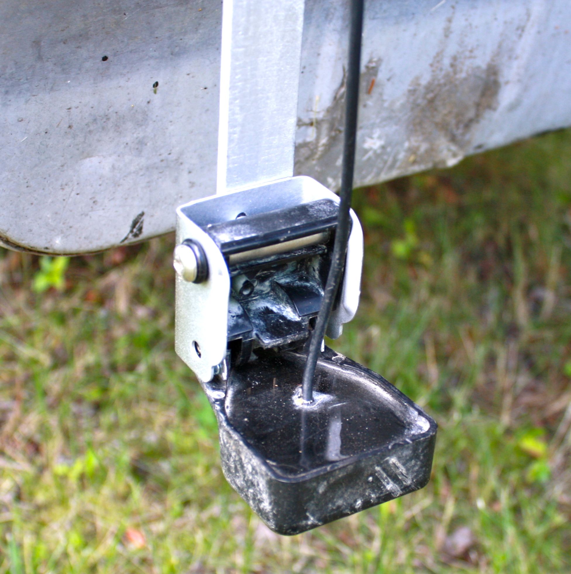 Adjustable Depth Finder Transducer Bracket Instructables