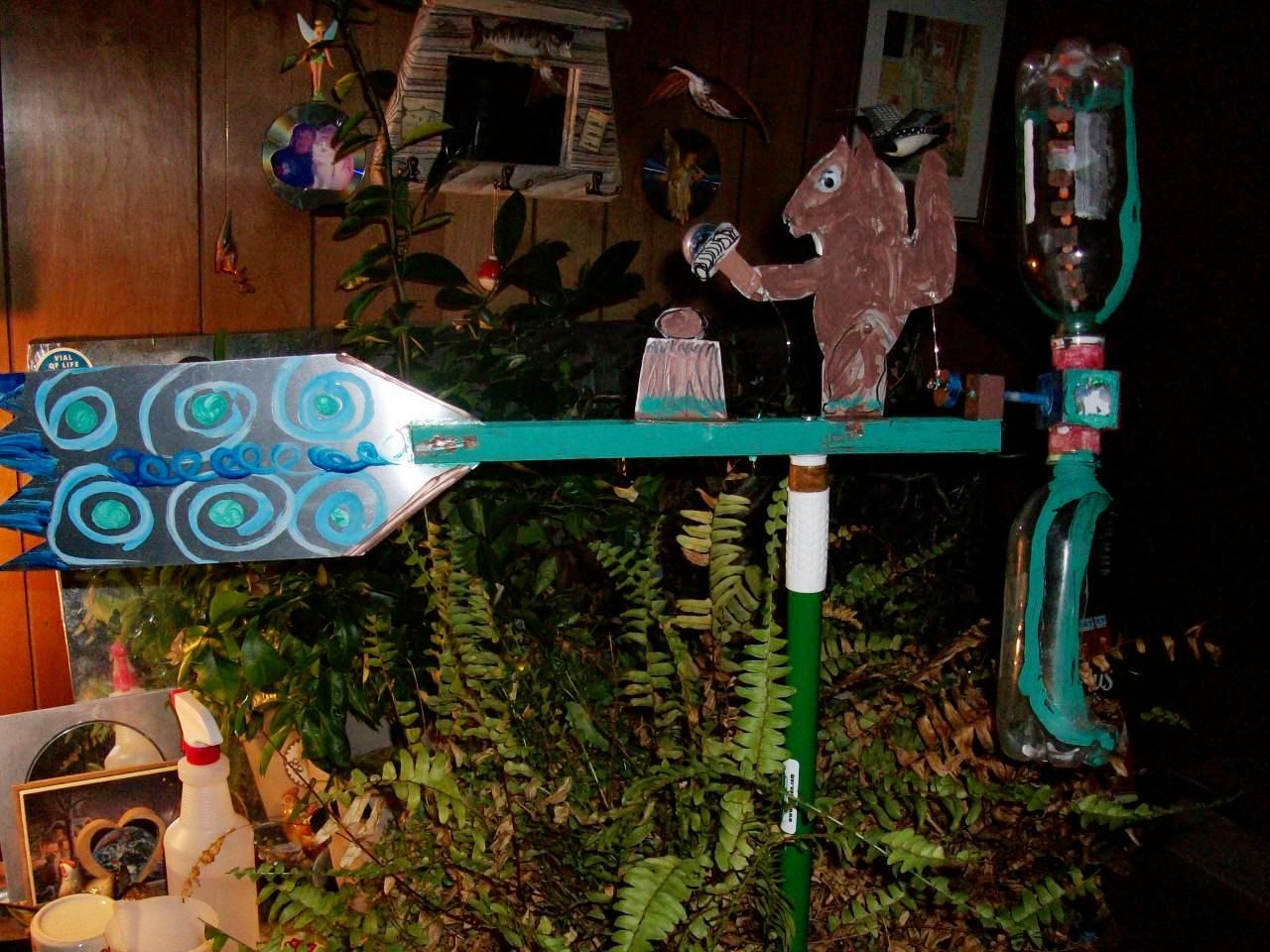 SQUIRRELIGIG WHIRLYGIG