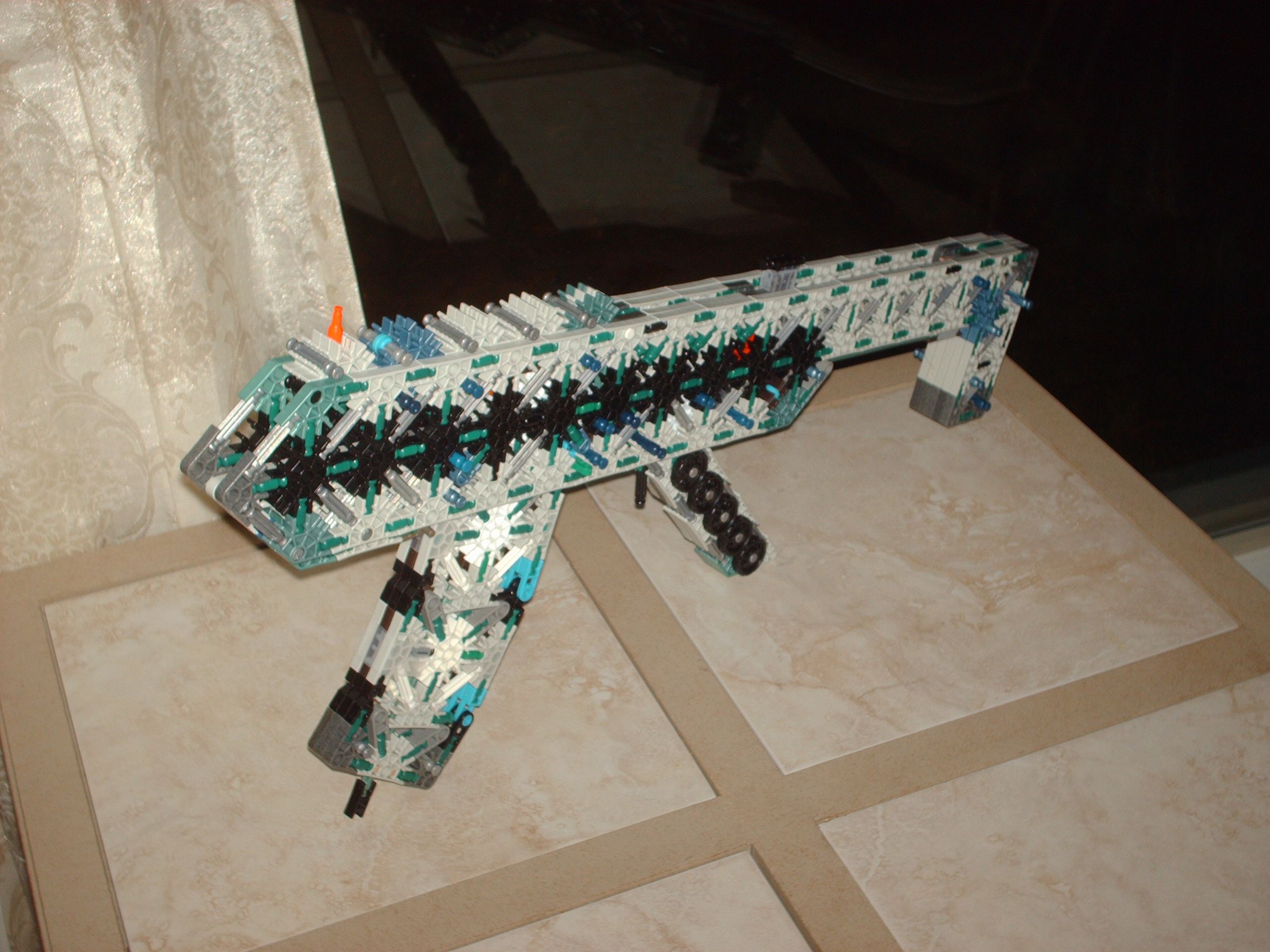 KSCAR (Killer~SafeCracker's Assault Rifle)