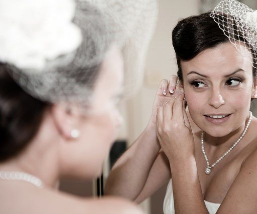 How to Dress the Wedding Party