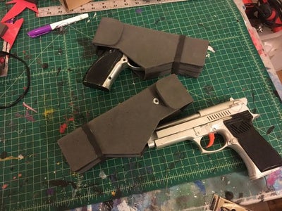 Weapons: Gun Holster