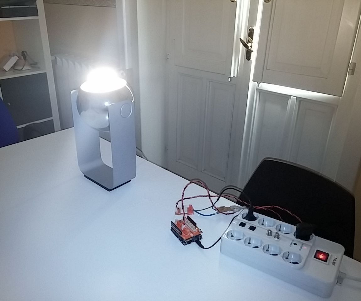 WiFiOutlet With Linino