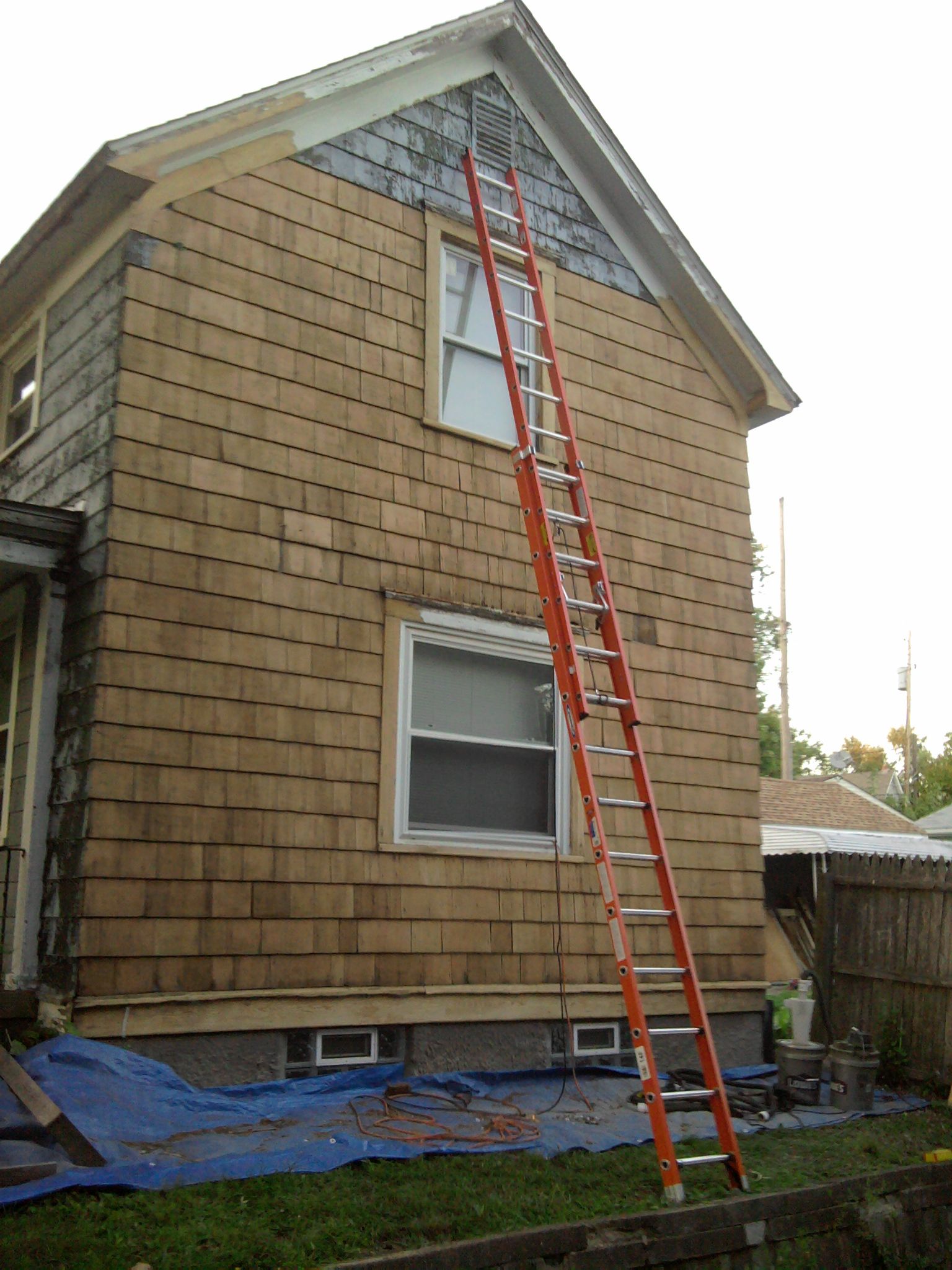 Refinish and Stain Wood Siding 4 Steps (with Pictures) Instructables