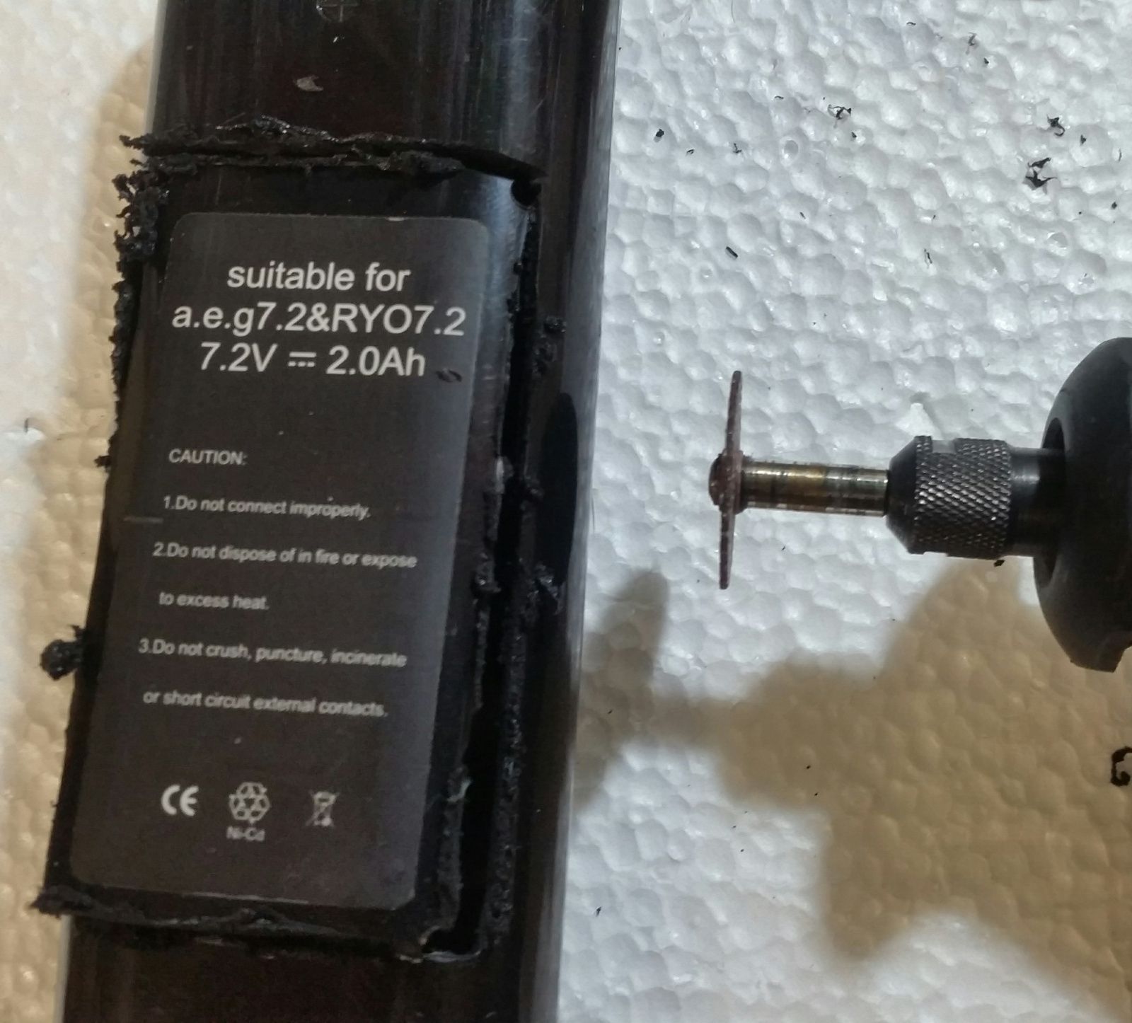 Repacking 7.2V NiCD Drill Battery With Lithium 18650 7 Steps
