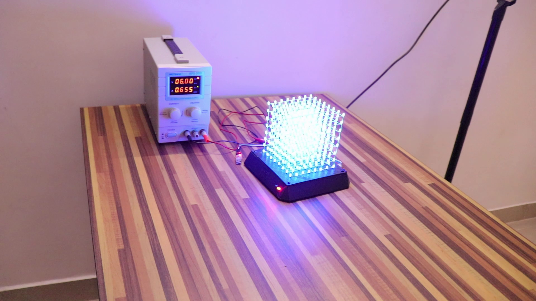 DIY LED Cube : 7 Steps Circuit Diagram