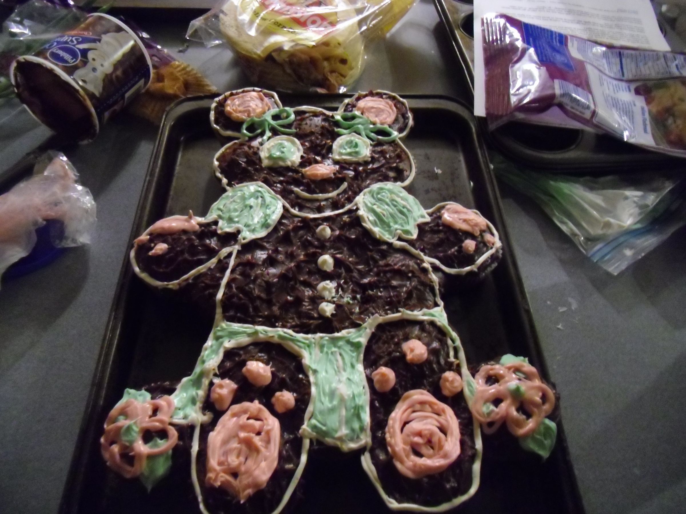 Shrugging Teddy Bear Cup Cake- Cake