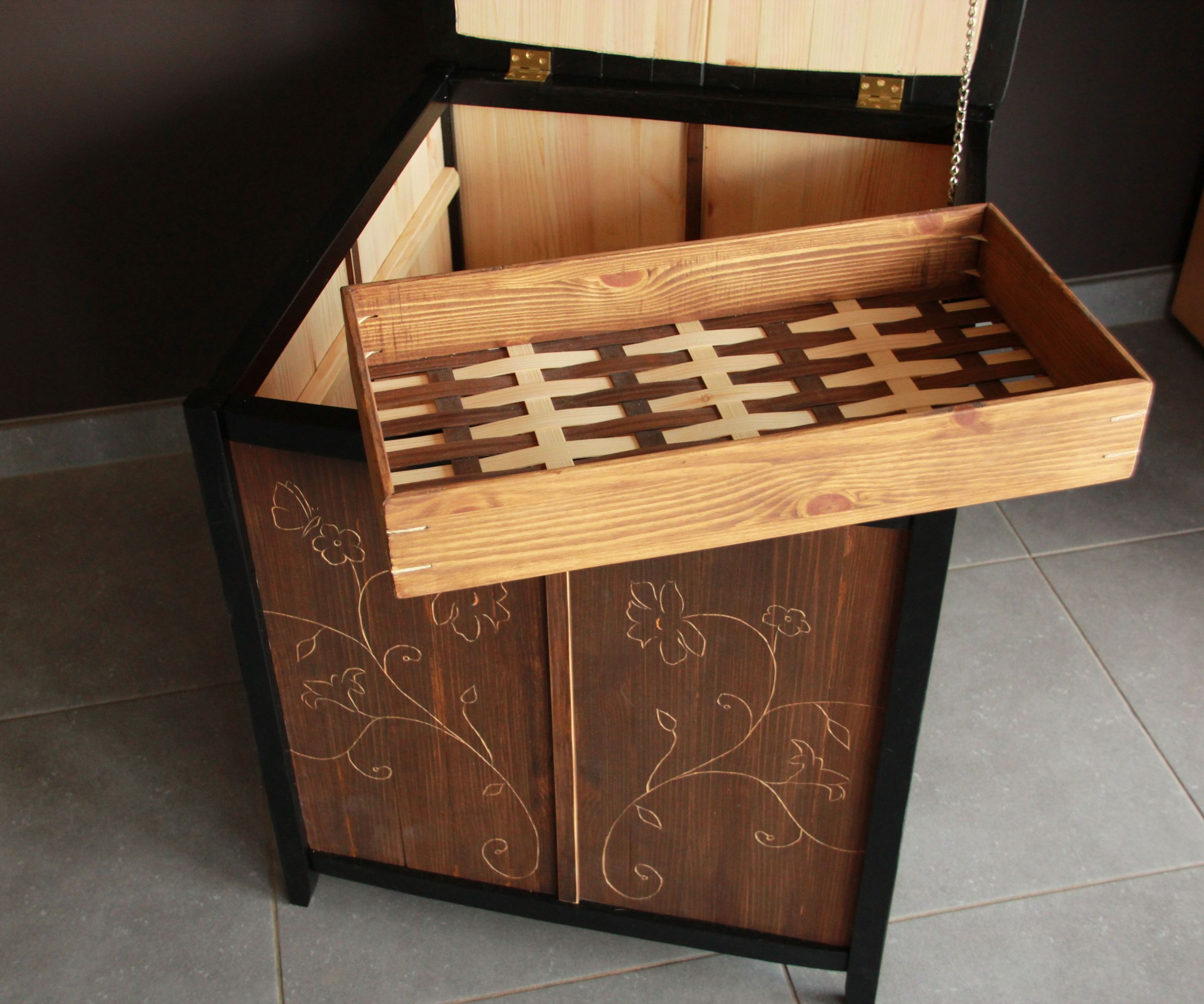 Japanese-styled blanket chest
