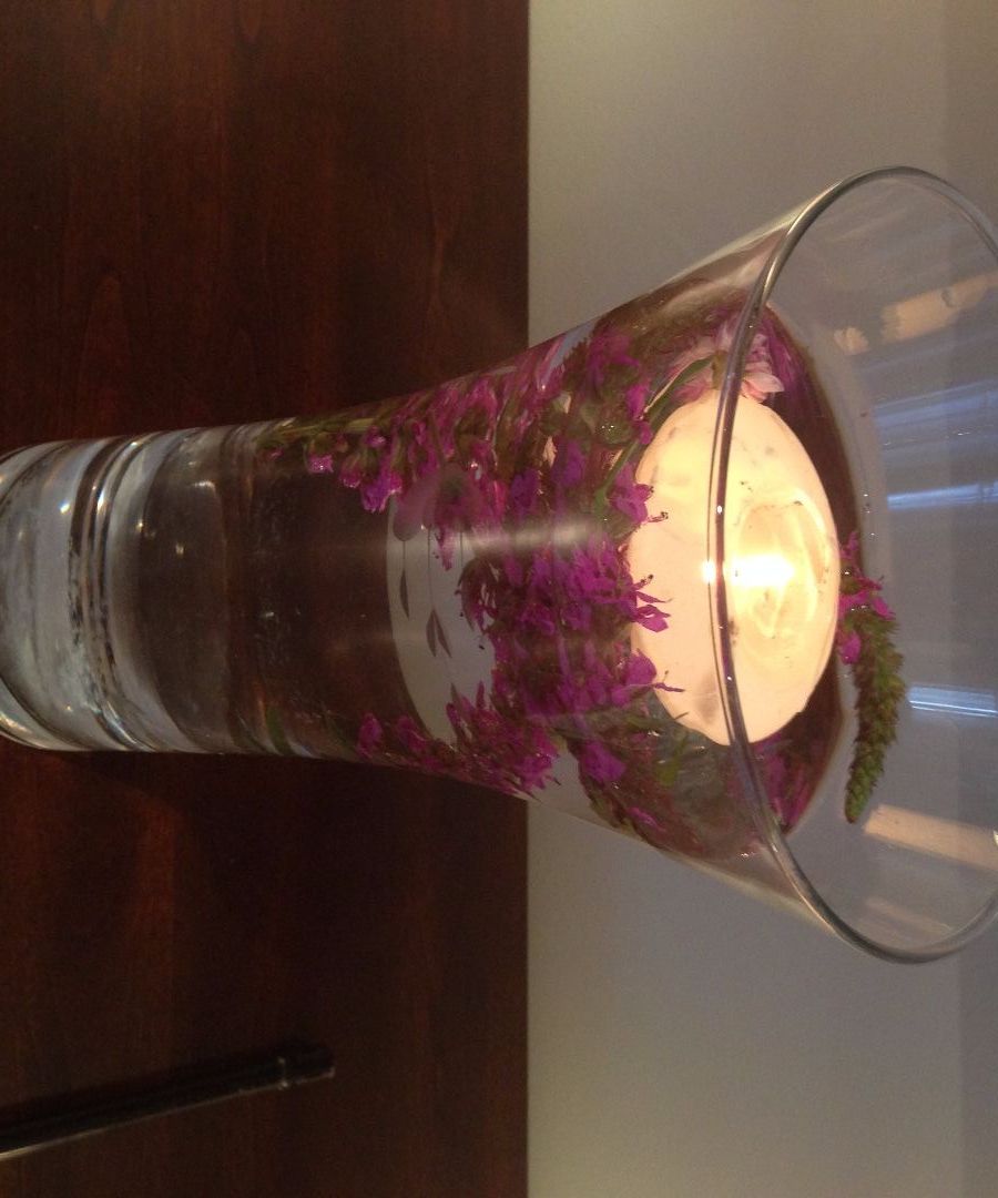 Floating Candle Centrepiece