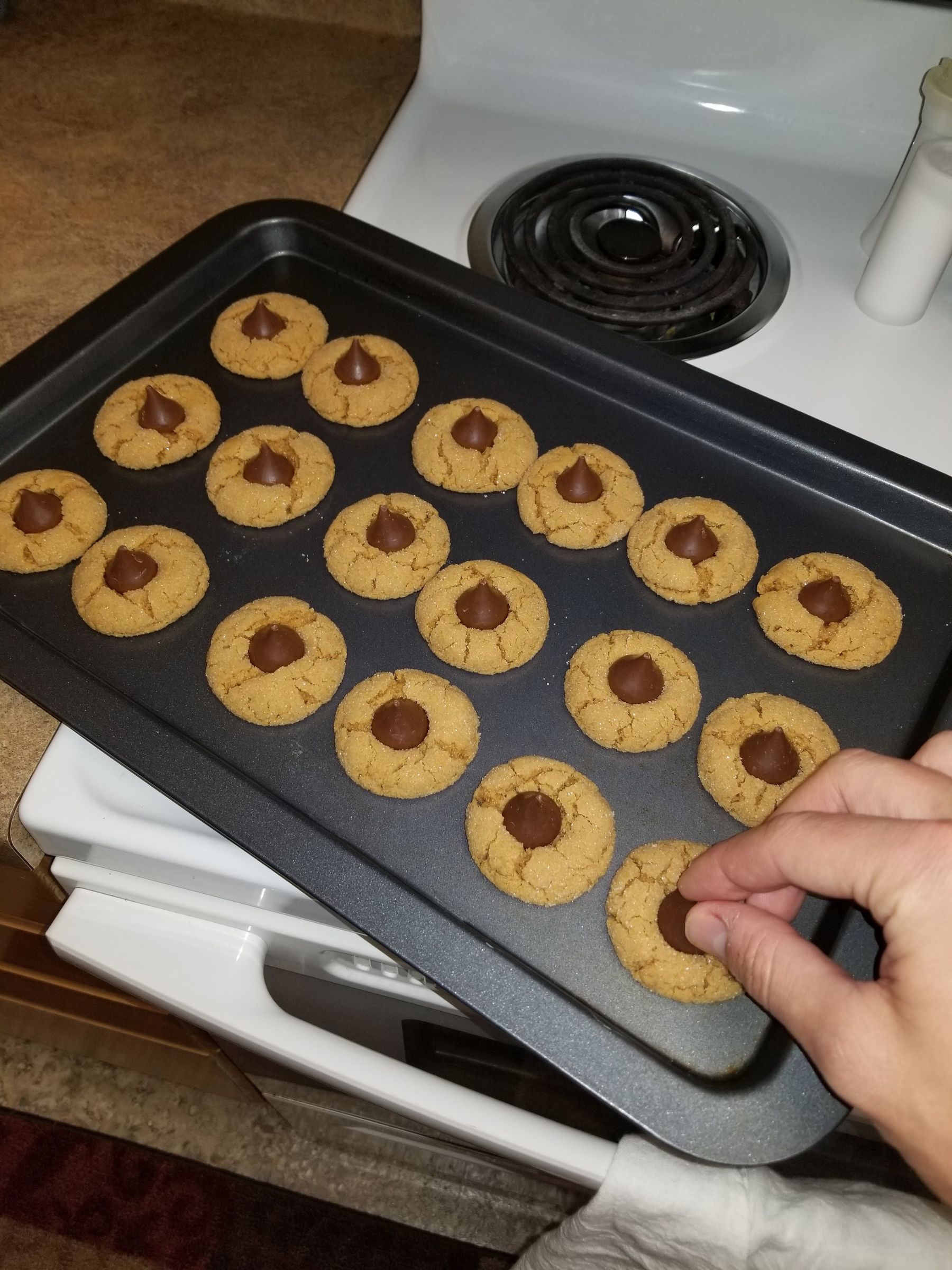 Crumbly Gluten Free Peanut Butter Blossoms 9 Steps Instructables