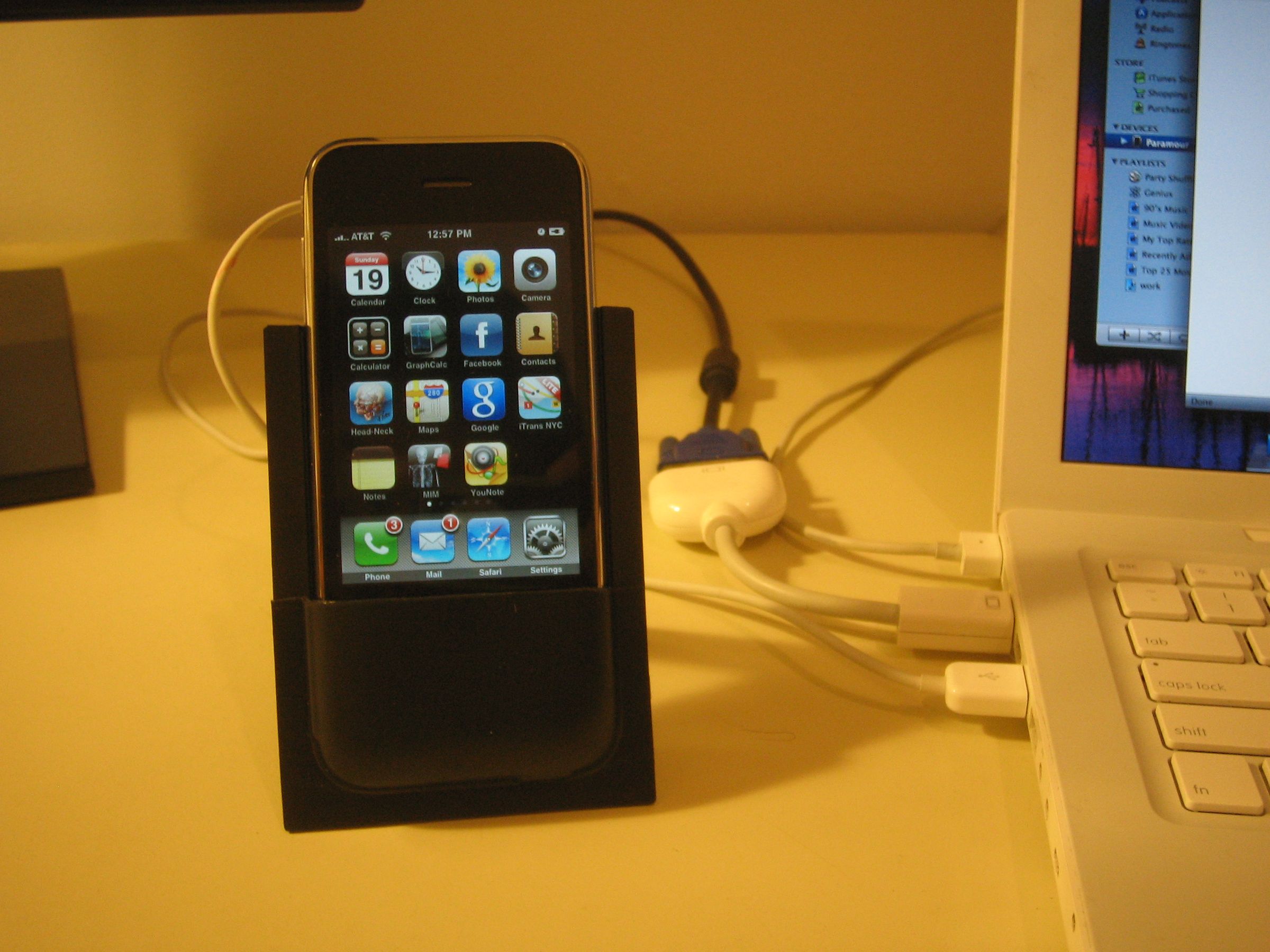 DIY Iphone Dock Using Only the Package Material
