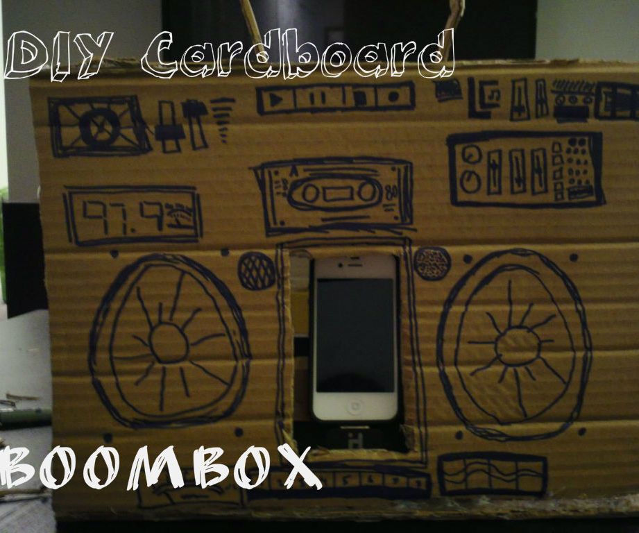 DIY Cardboard IPod Boombox