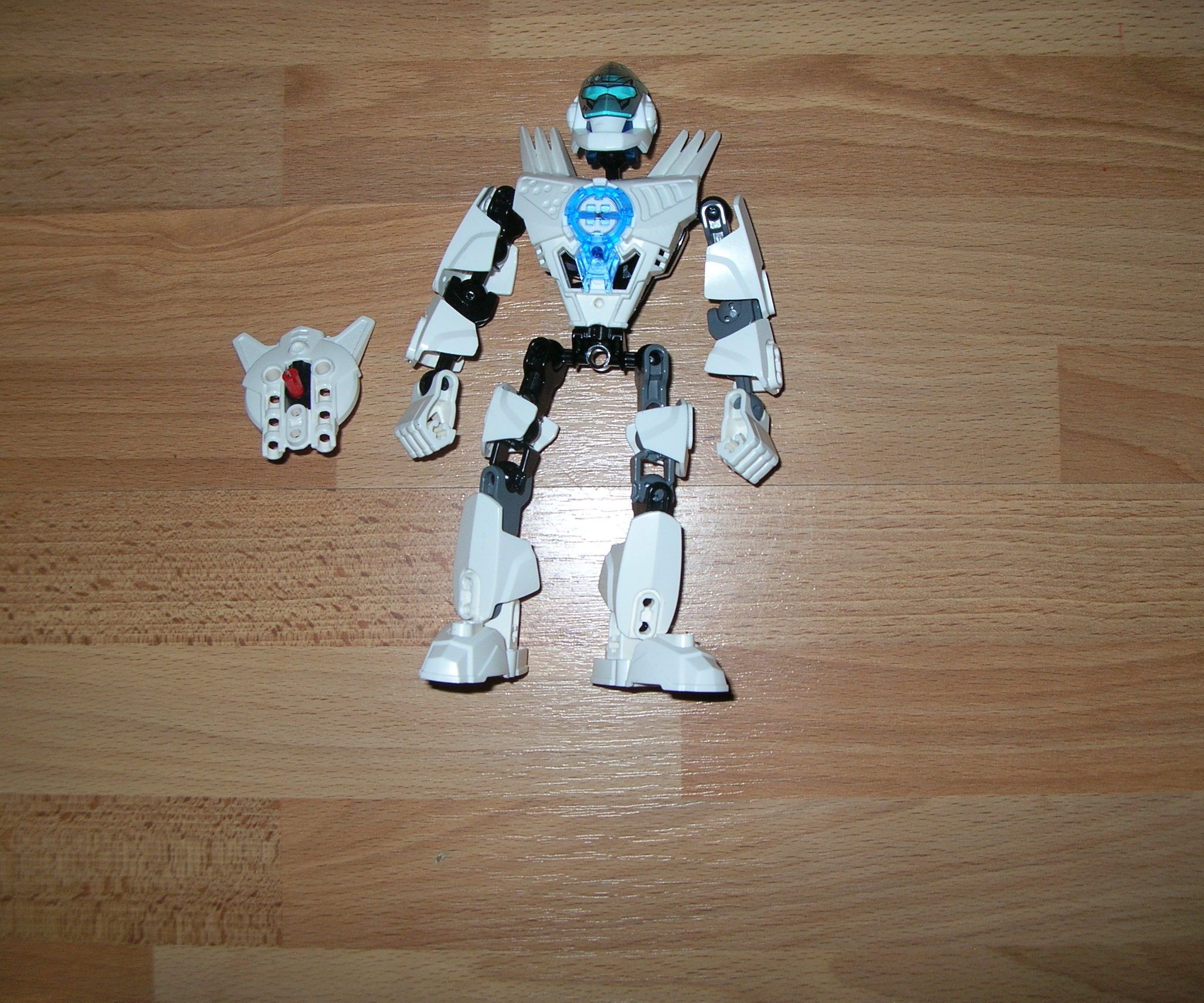 Hero (based of Tron From Tron Uprising)