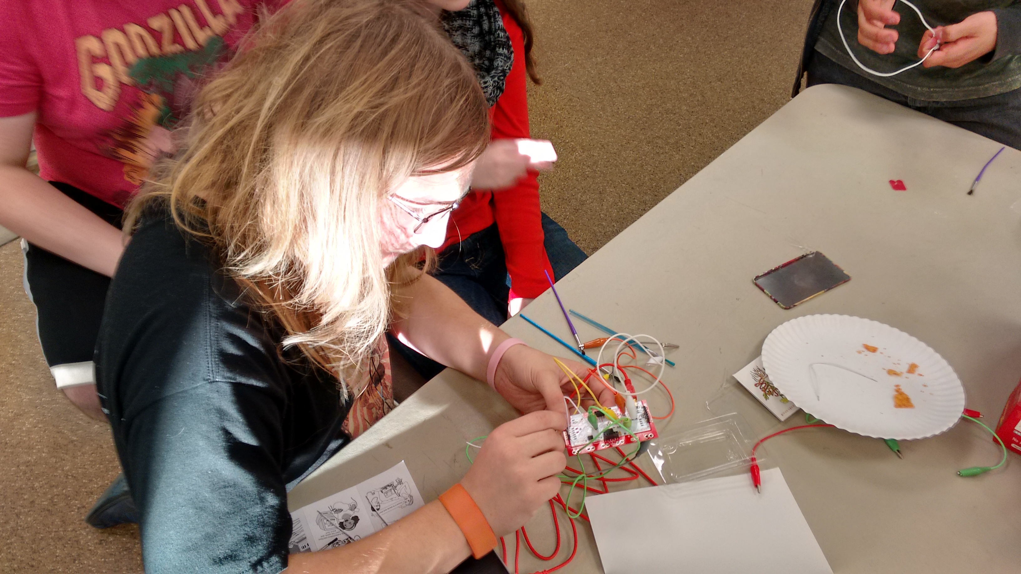 MaKey MaKey Audio Paintbrushes 4 Steps Instructables