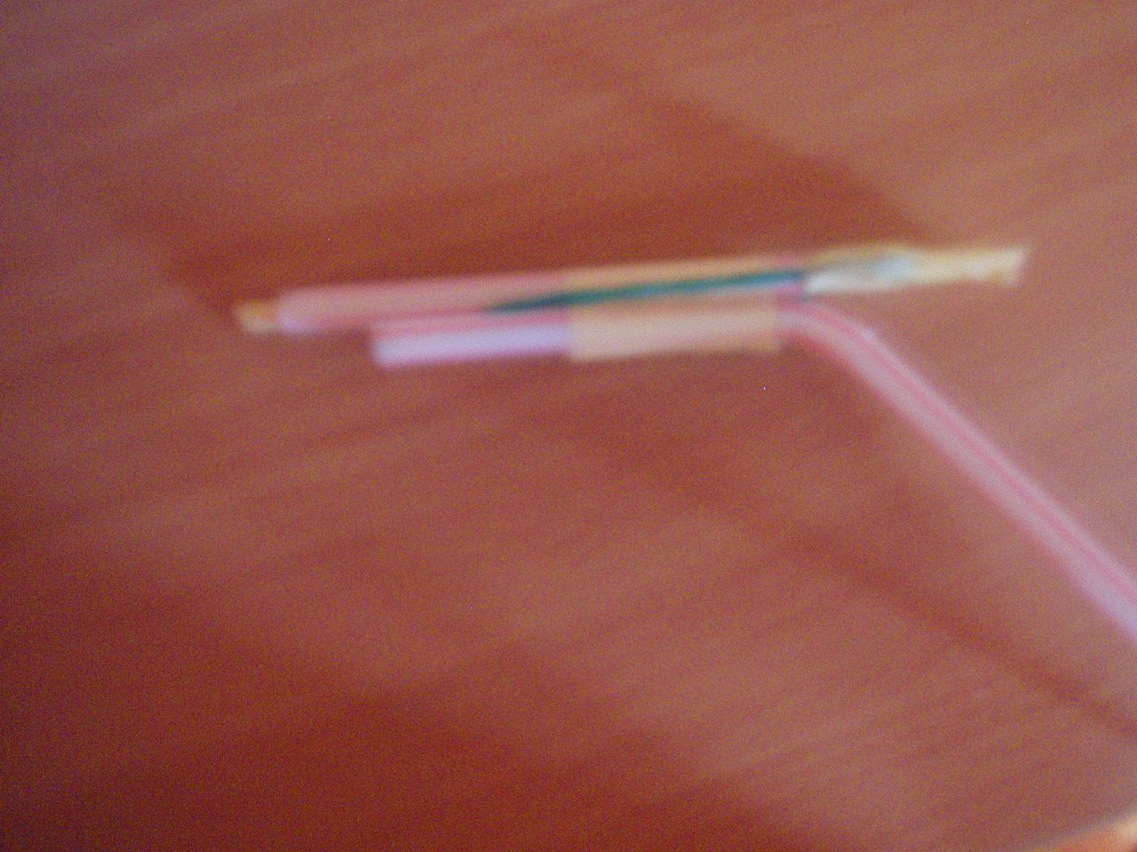Straw gun and blow gun at the same time