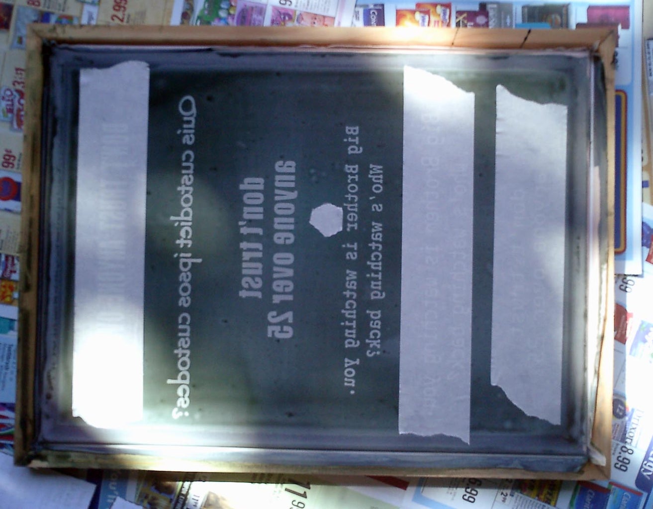 Photo-emulsion Screen Printing : 7 Steps (with Pictures) - Instructables