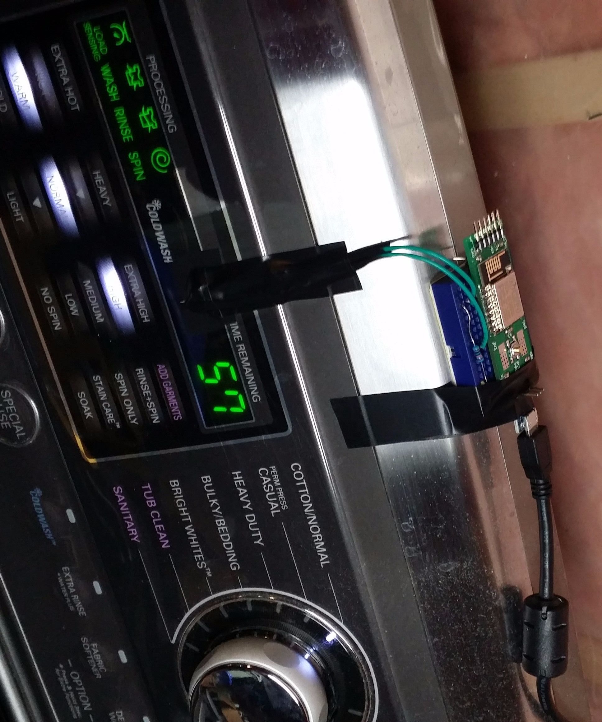 LaundrEsp - Laundry Machine Notification