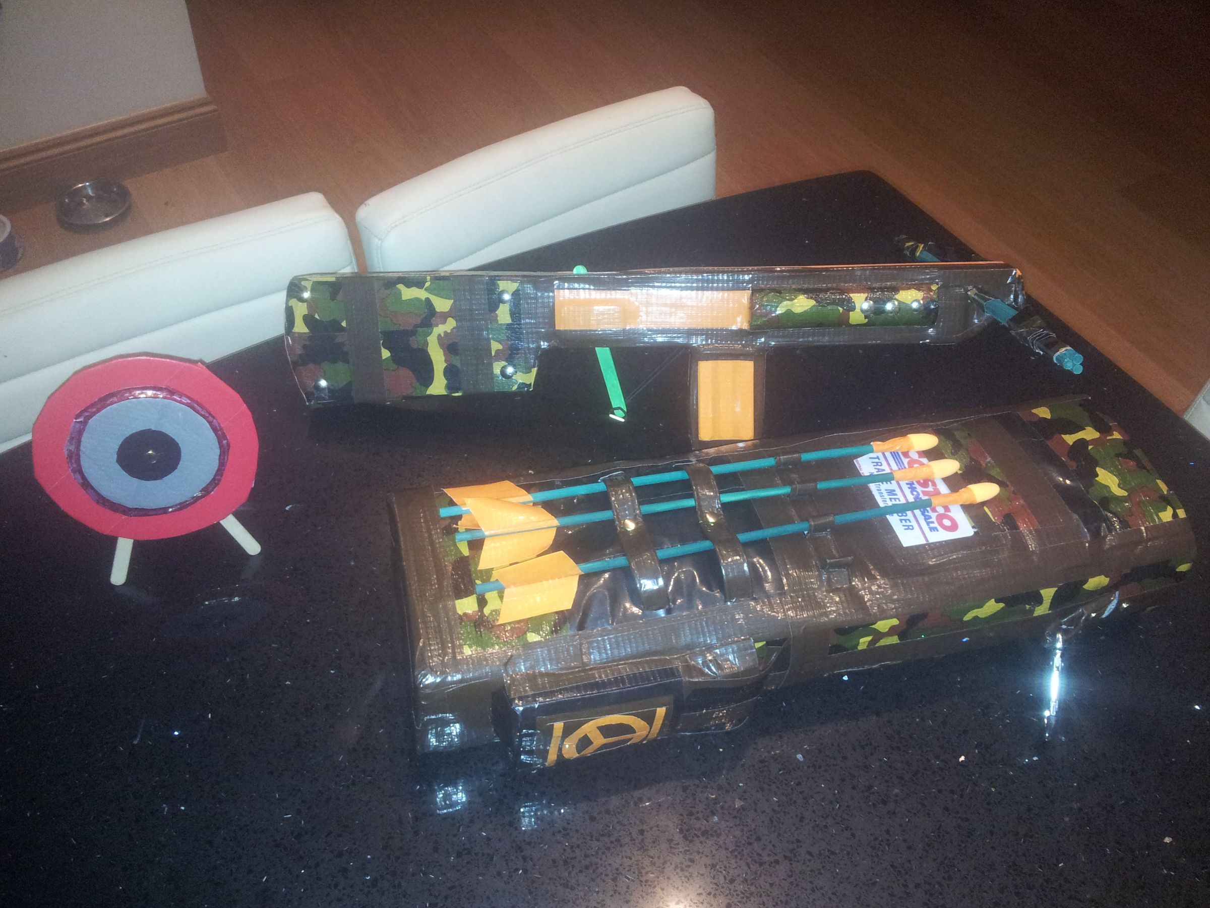 Awesome crossbow and carrybag