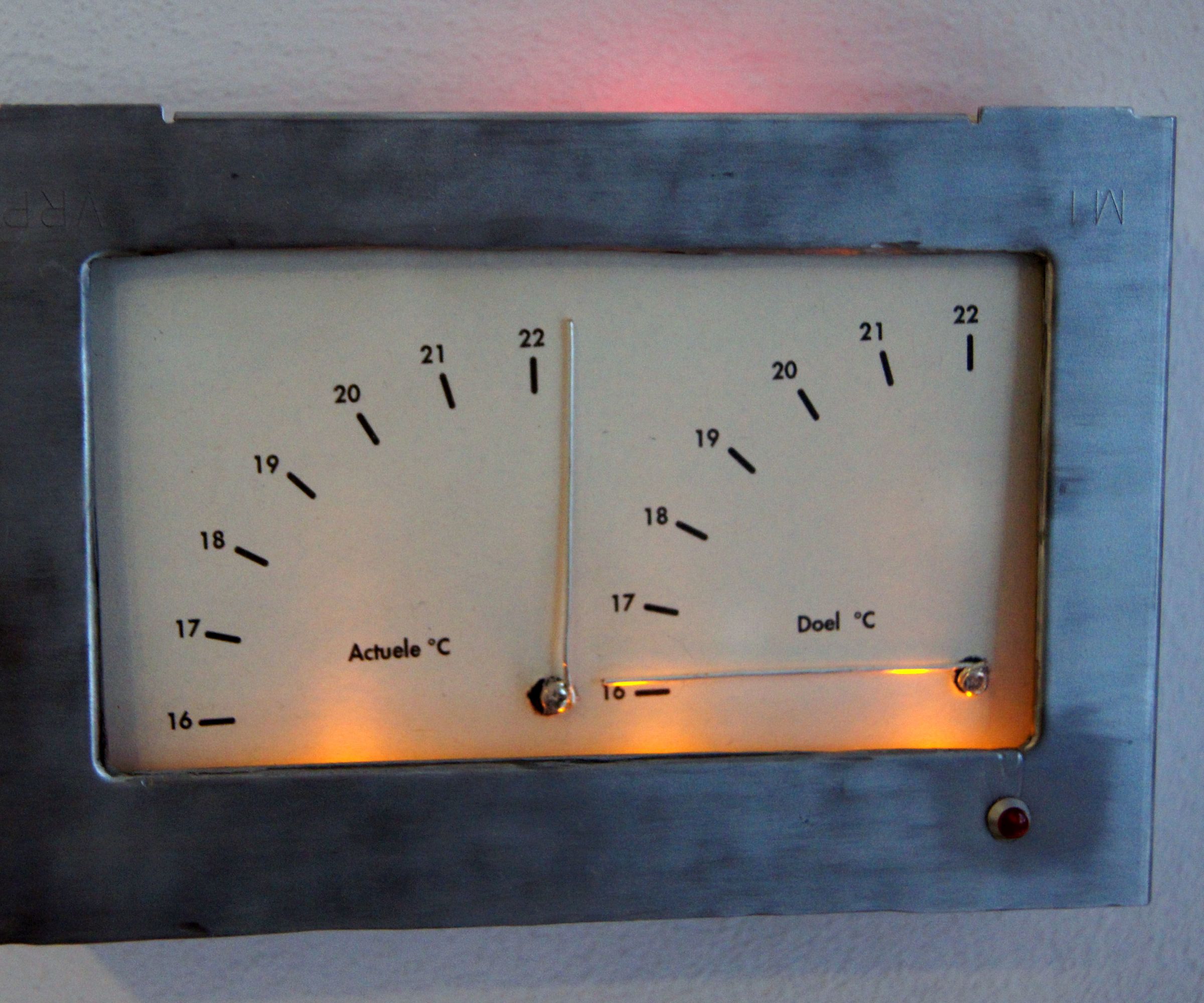 Cheap Web-connected Thermostat