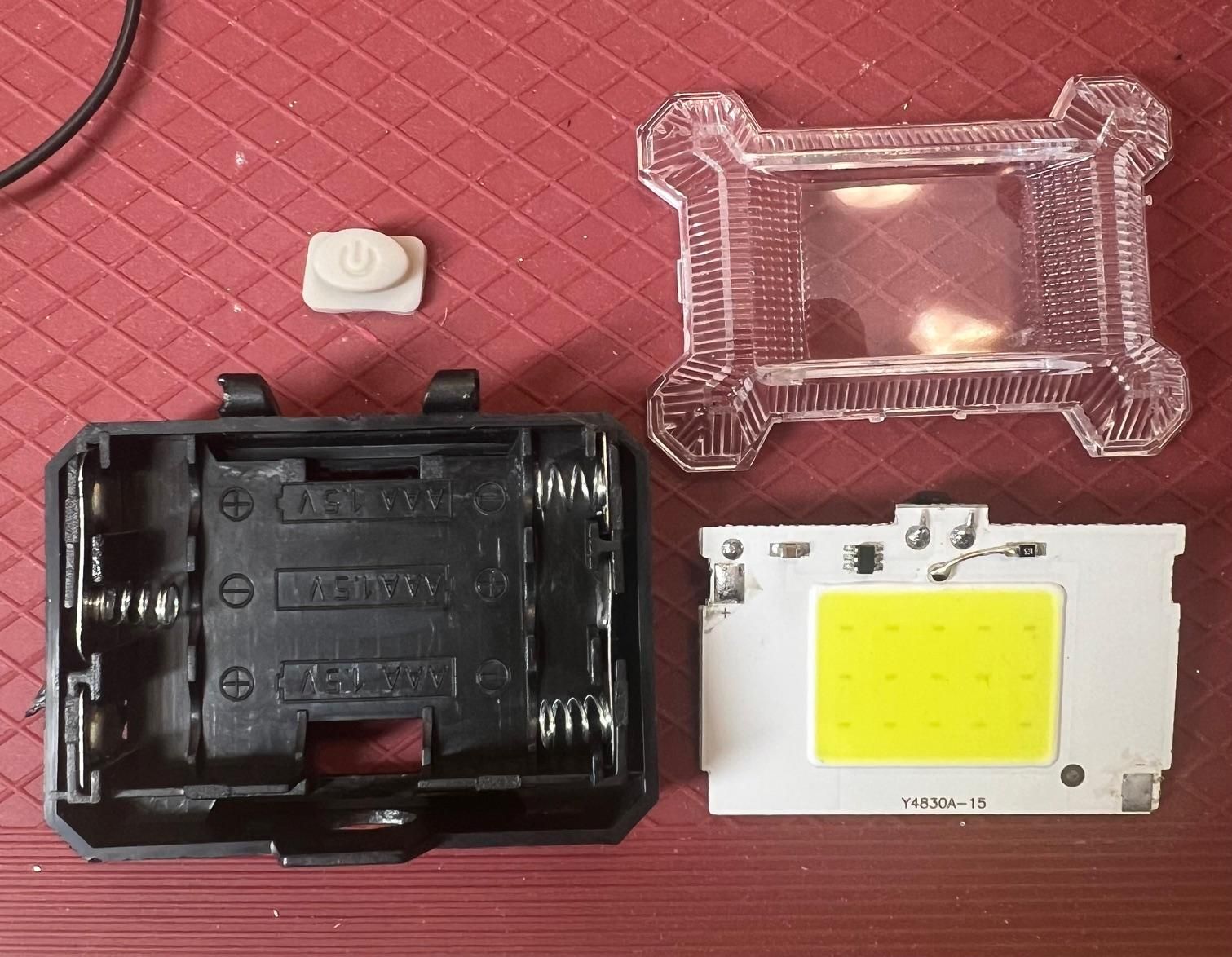 Hack a Y4839A-15 Dollar Store Headlamp LED