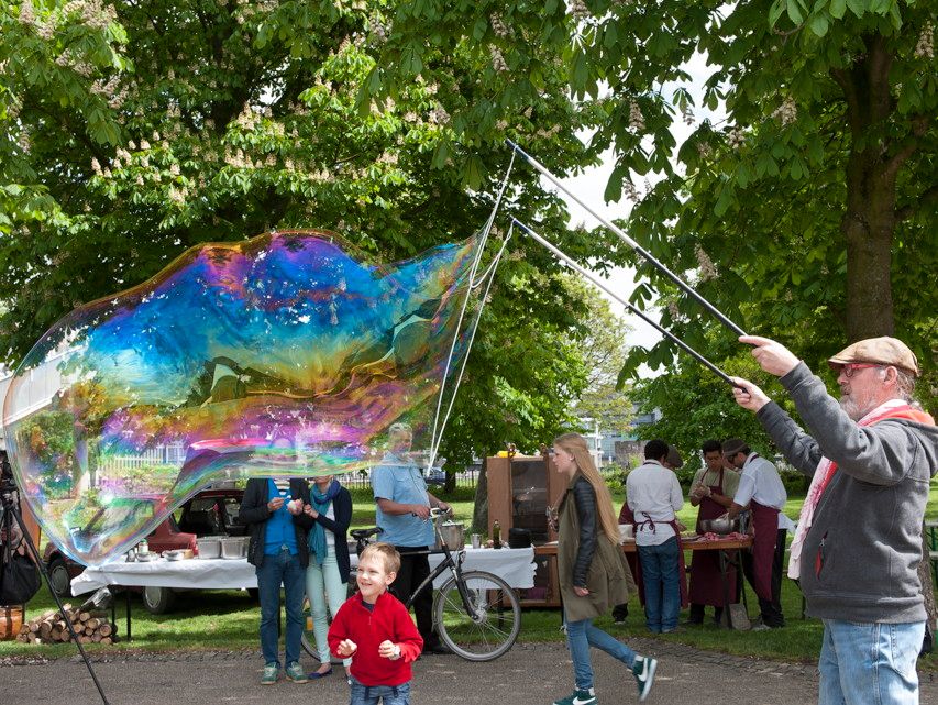 Become a Soap Bubble Magician