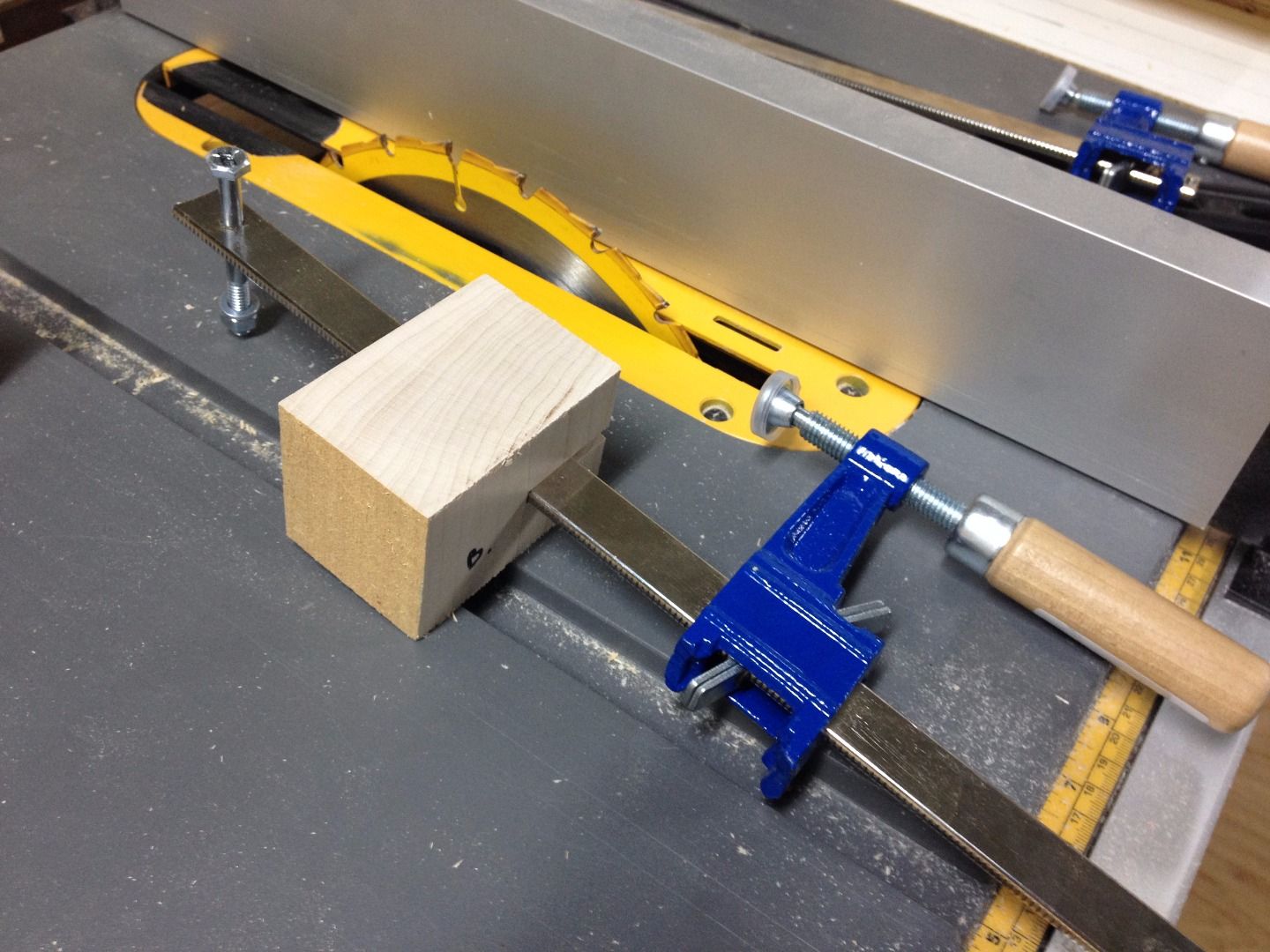 Turn Your Tablesaw Into a Jointer 6 Steps (with Pictures) Instructables
