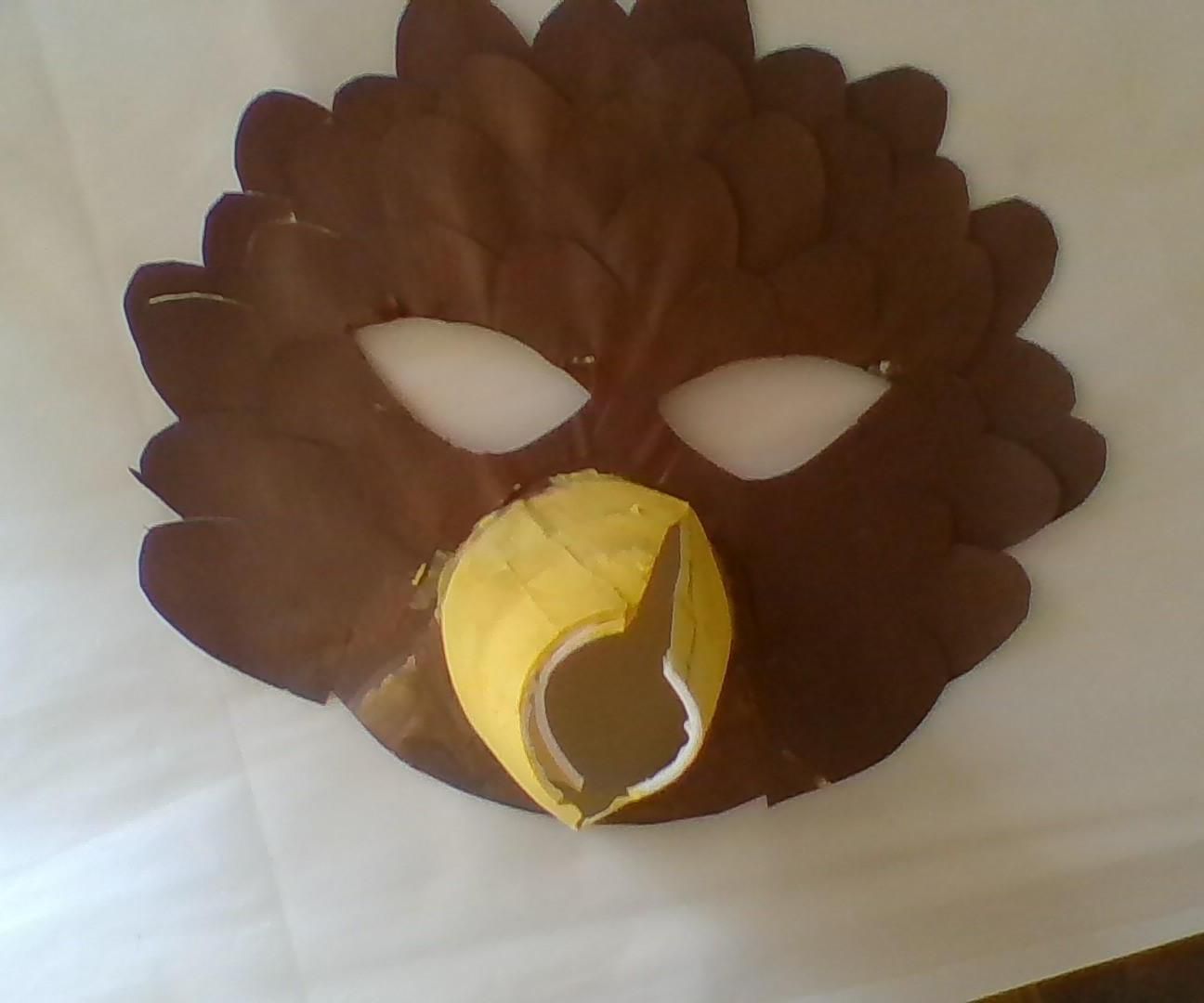 Bird Mask From a Paper Cup and Plate.