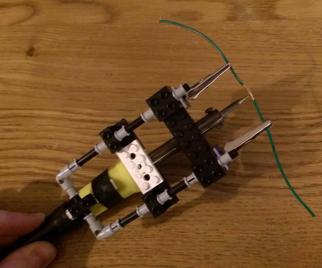 Soldering Iron 'Buddy' - the Lego Way
