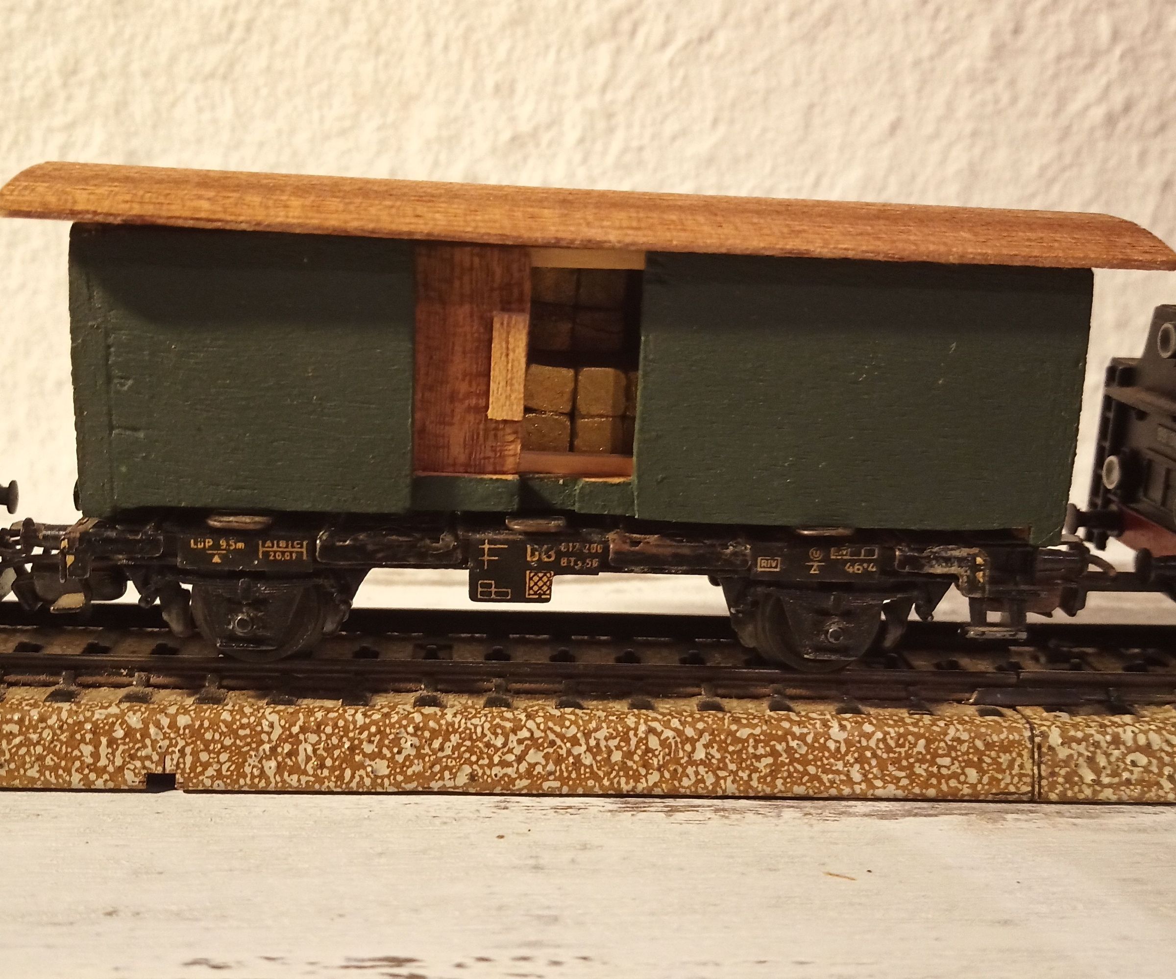 Gold Waggon