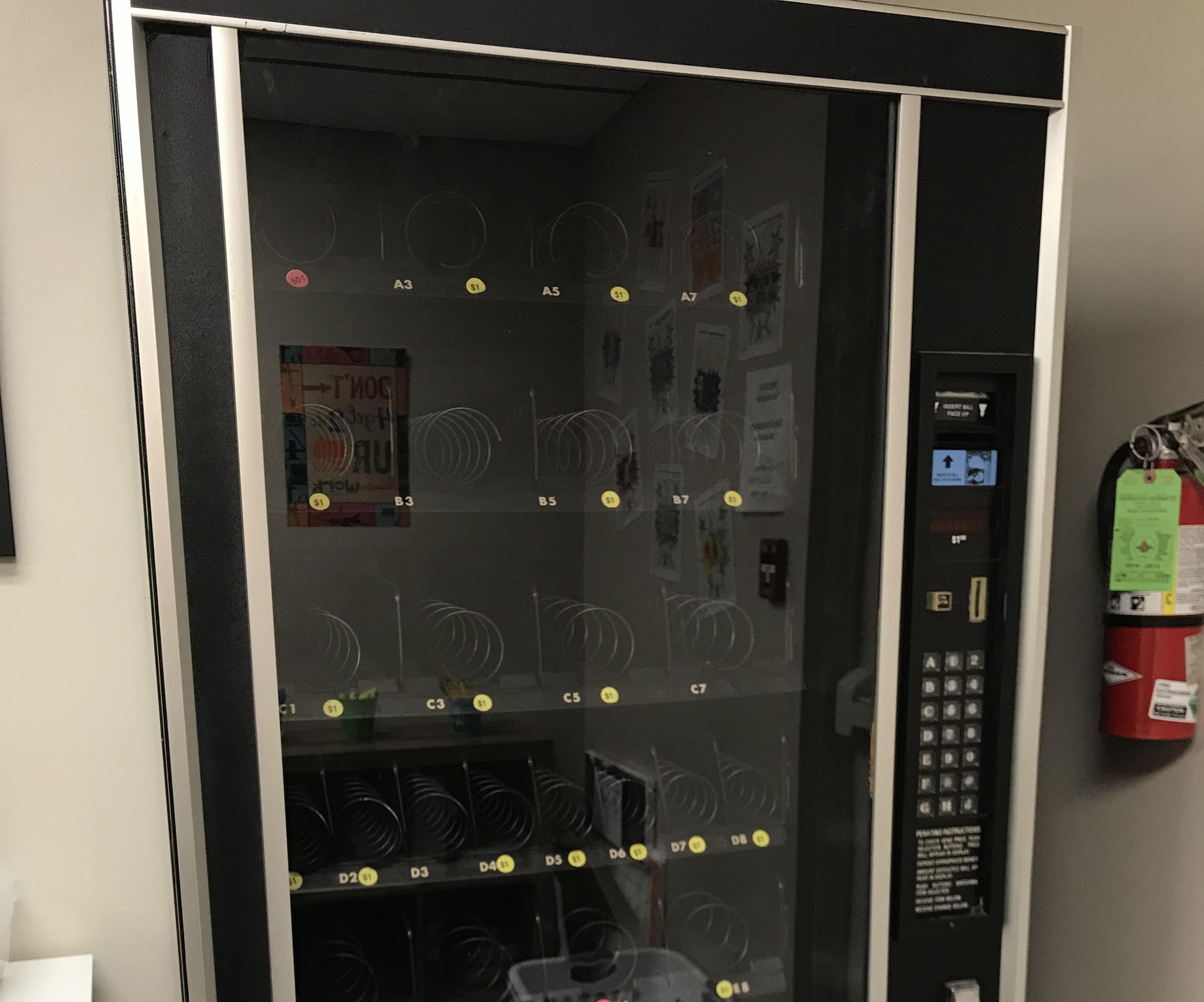 Homeless Vending Machine 