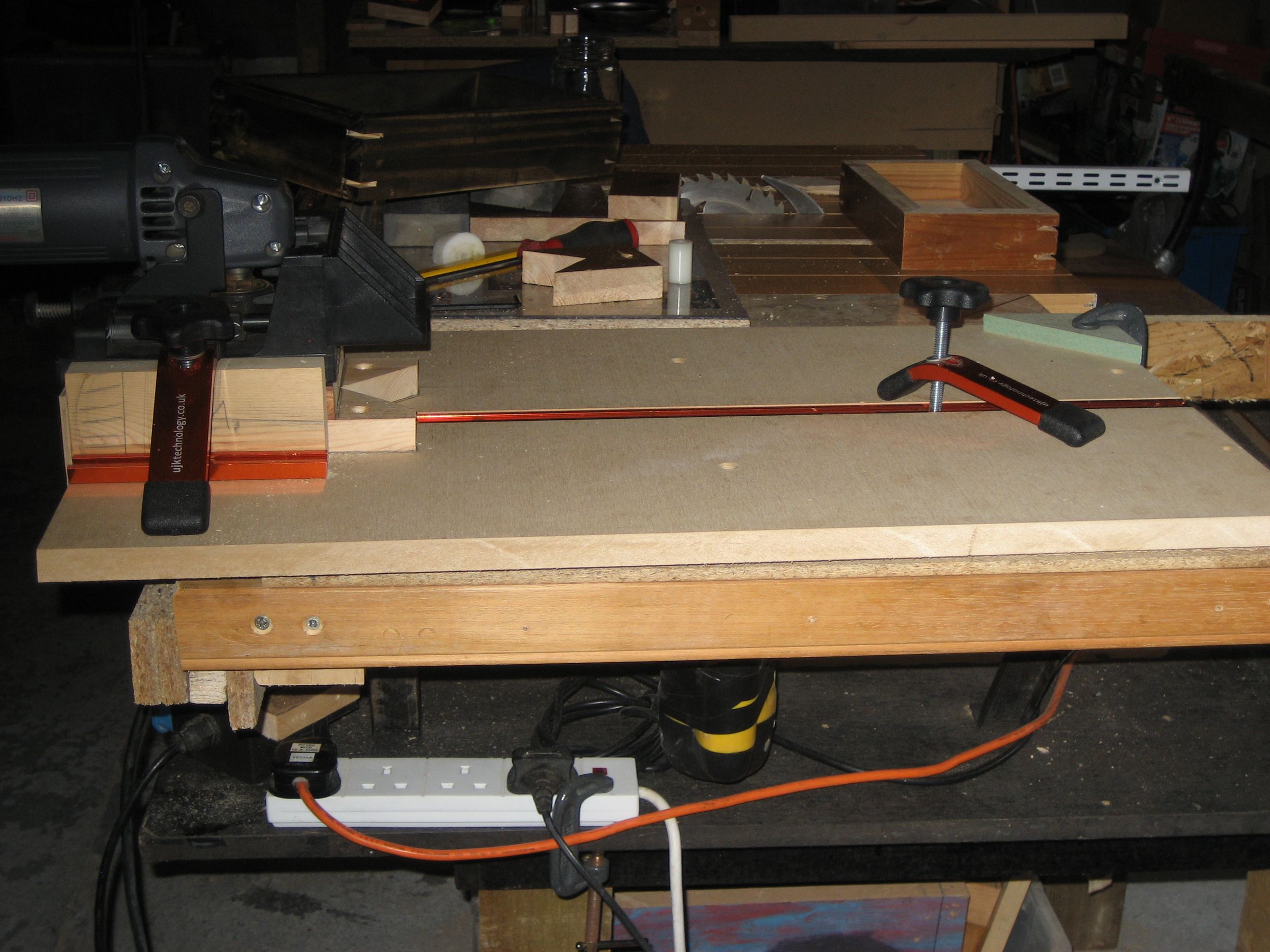 Biscuit Jointer Spline Jig Build. 6 Steps (with Pictures