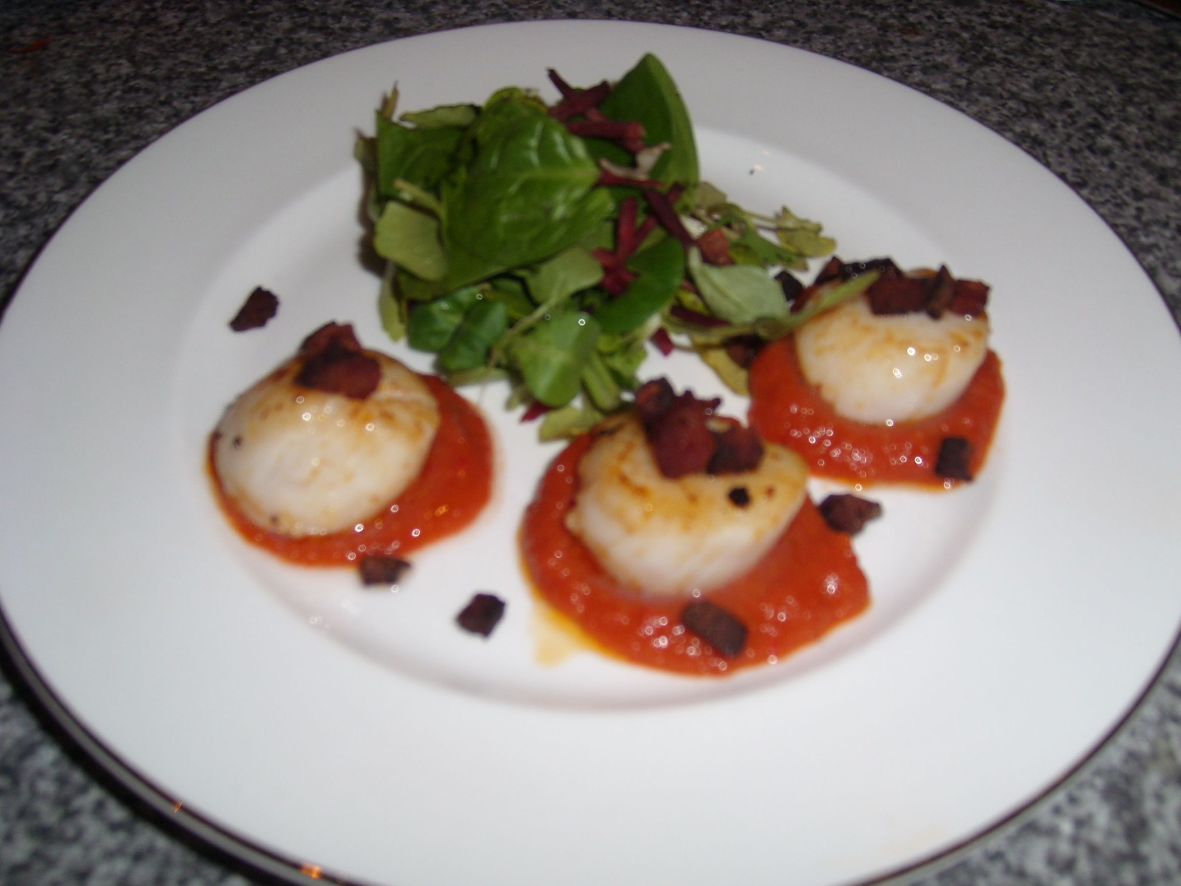 Scallops With Sweet & Spicy Pepper Sauce