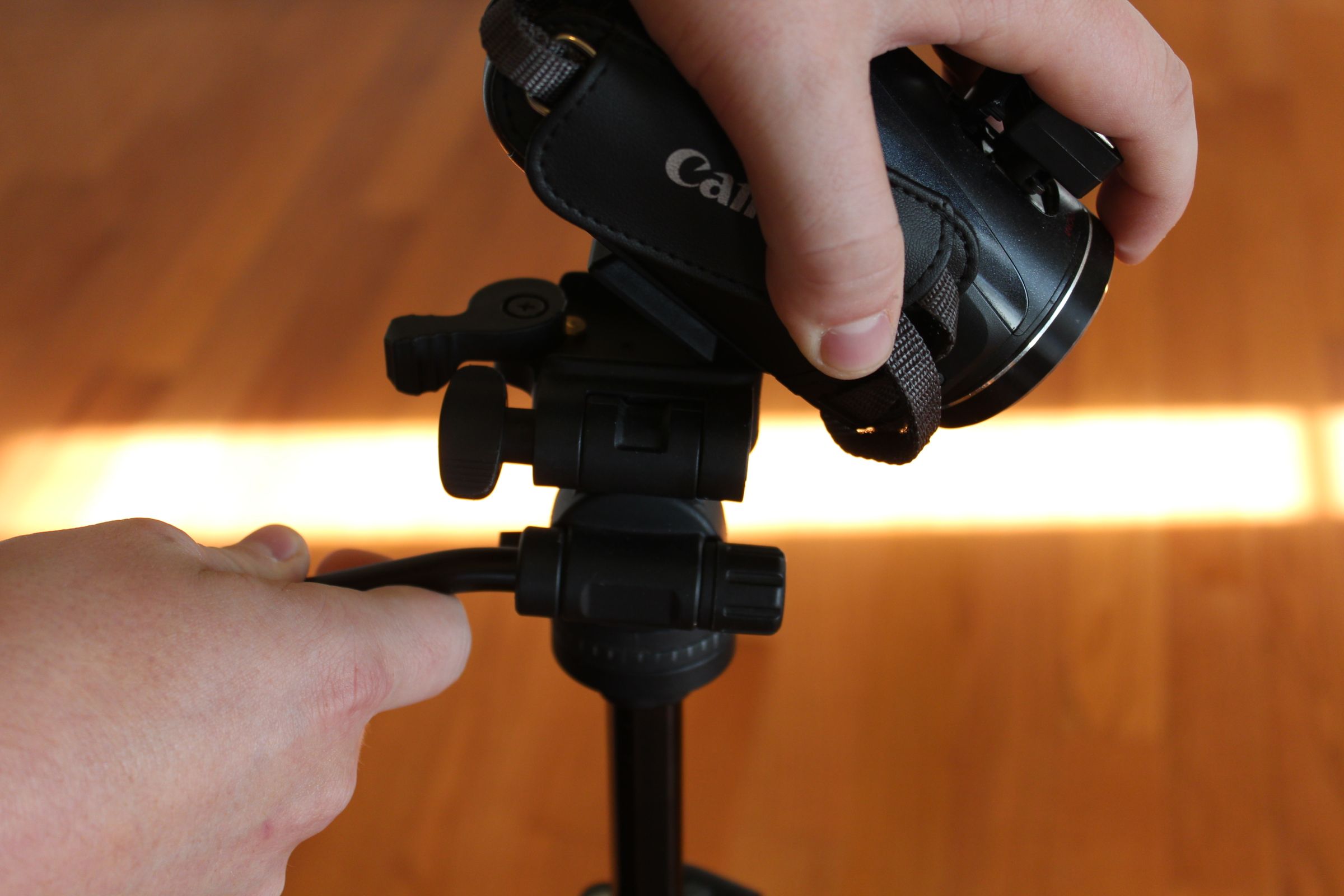Using a Tripod for Ground Level Filming 7 Steps (with Pictures