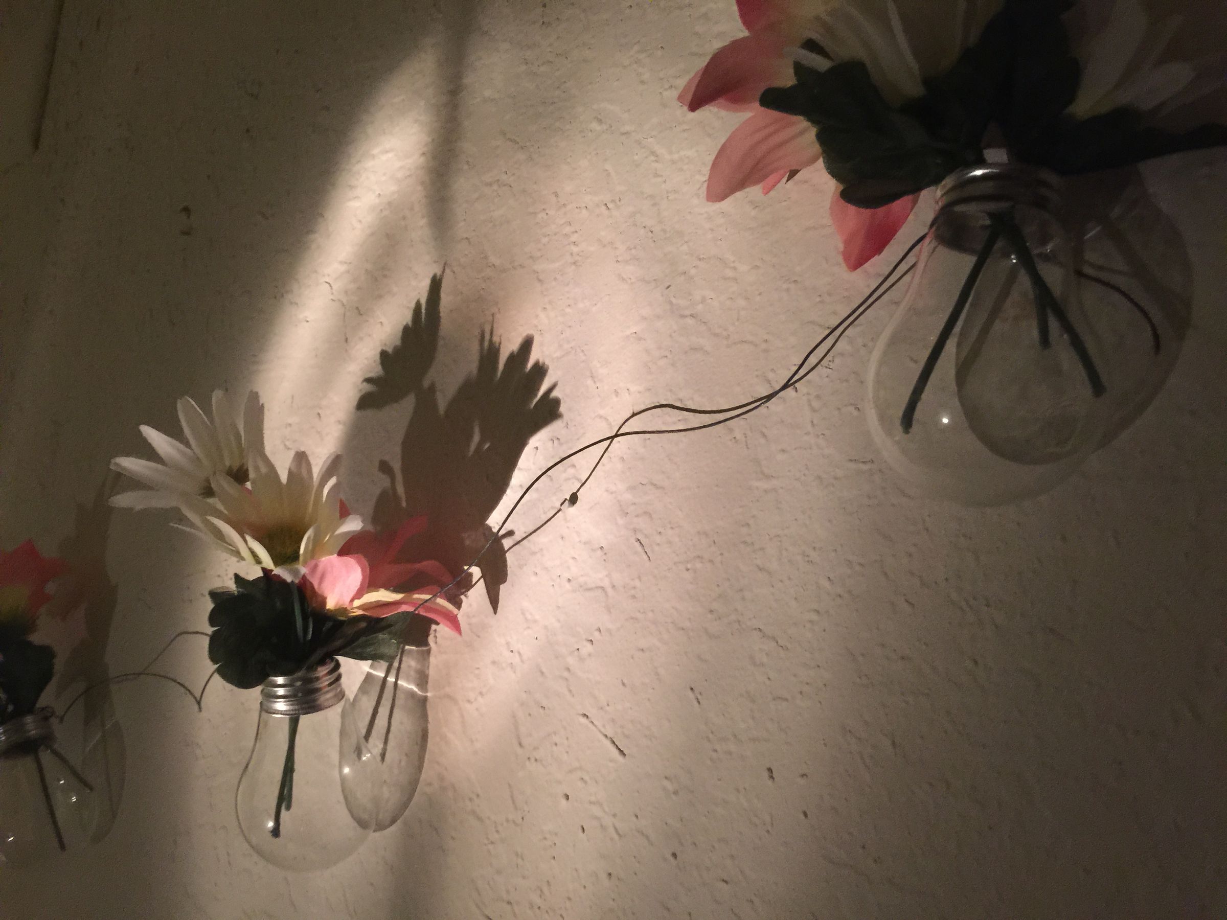 Hanging Light Bulb Vases 7 Steps Instructables