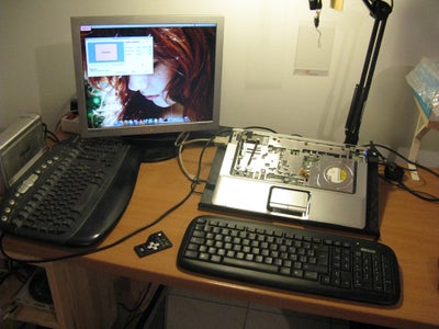 Under-desk HP Laptop Mod