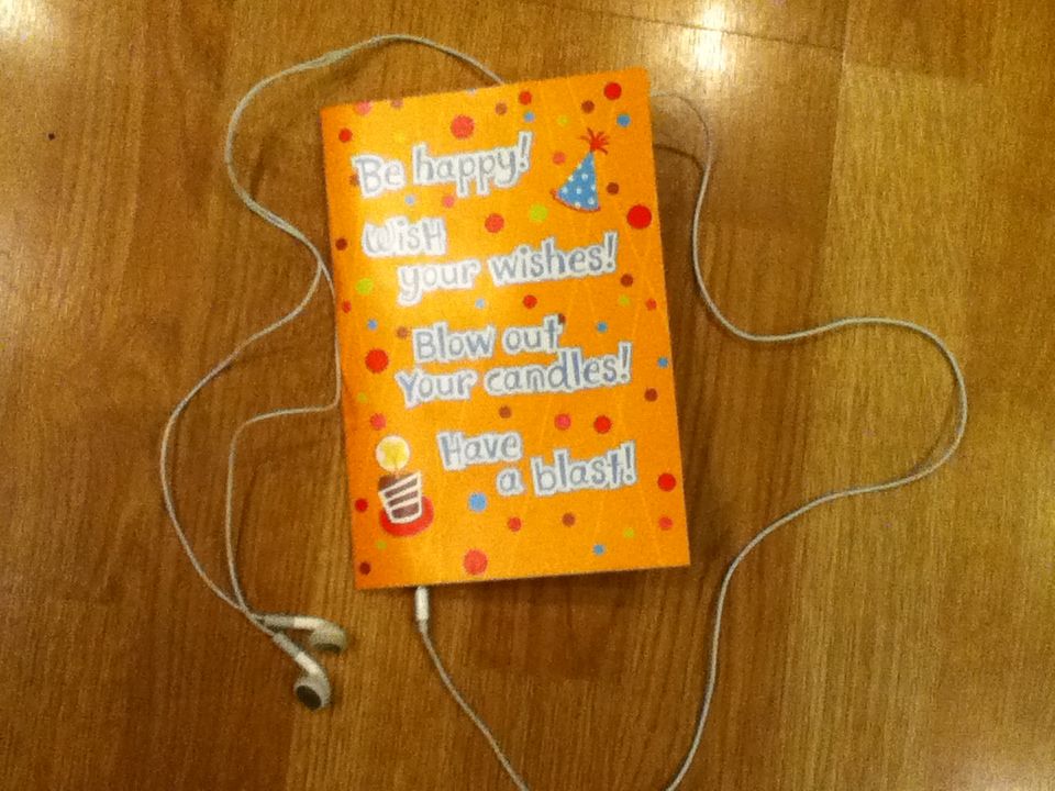 Hack That Musical Greeting Card! (Headphone Edition)
