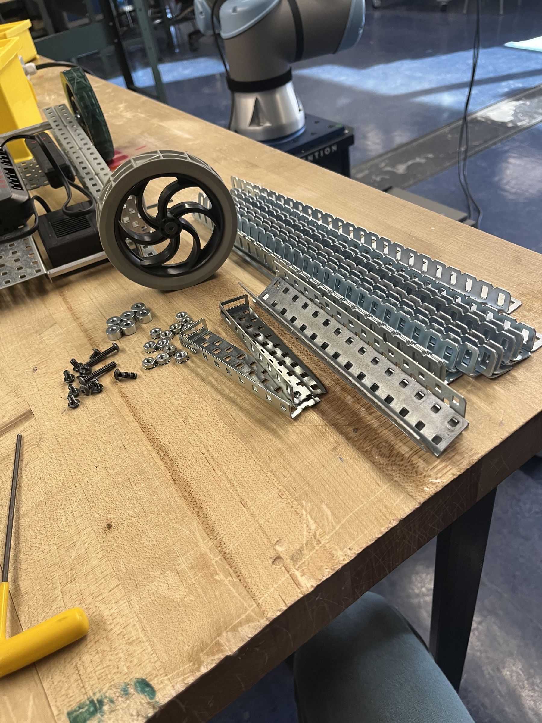 Vex Robotics Wheelie Car 7 Steps Instructables