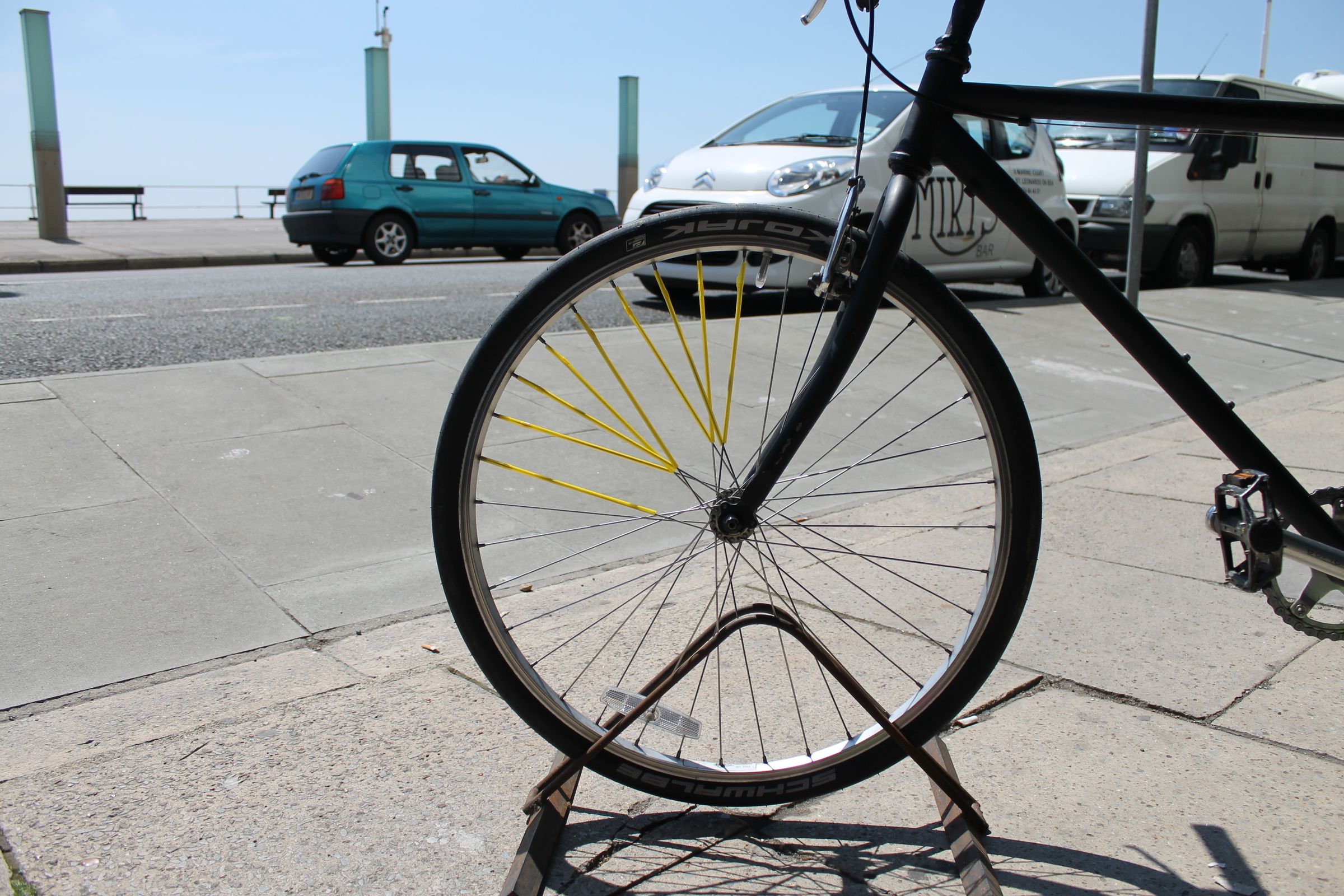 Bicycle Wheel Spoke Art With Drinking Straws. 6 Steps (with Pictures